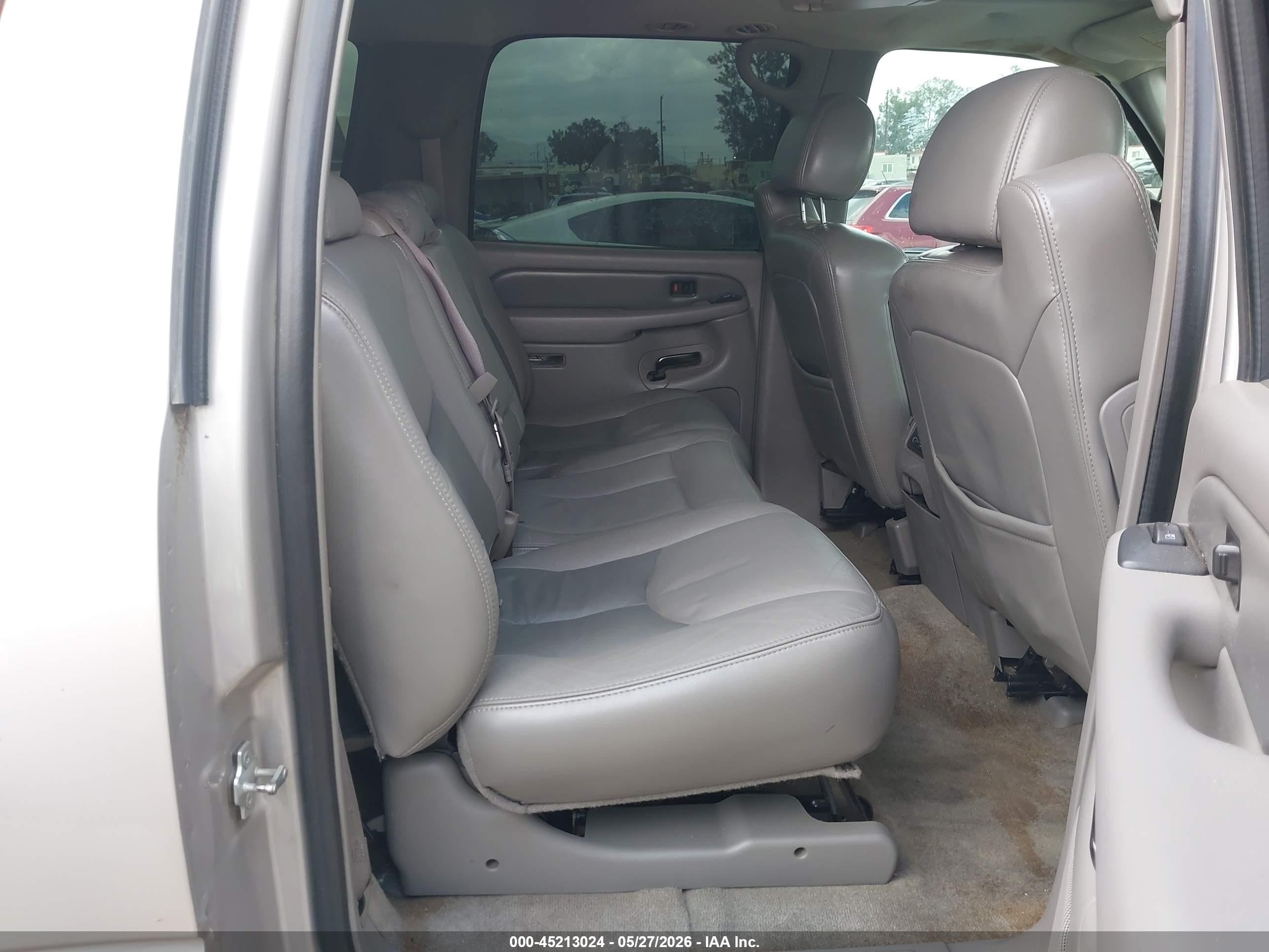 2005 Gmc Yukon Xl 1500 Denali Серый vin: 1GKFK66U85J136156
