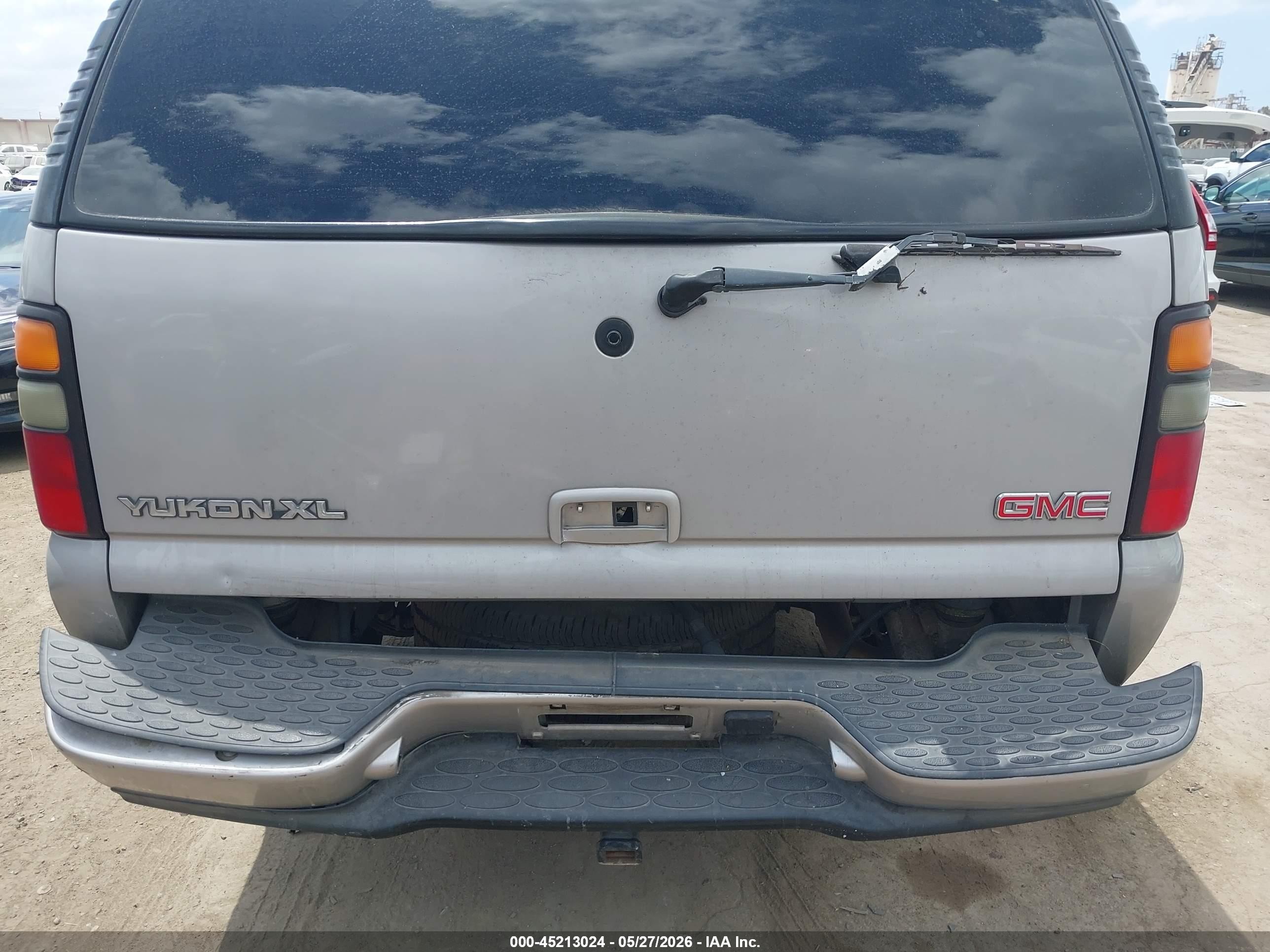 2005 Gmc Yukon Xl 1500 Denali Серый vin: 1GKFK66U85J136156