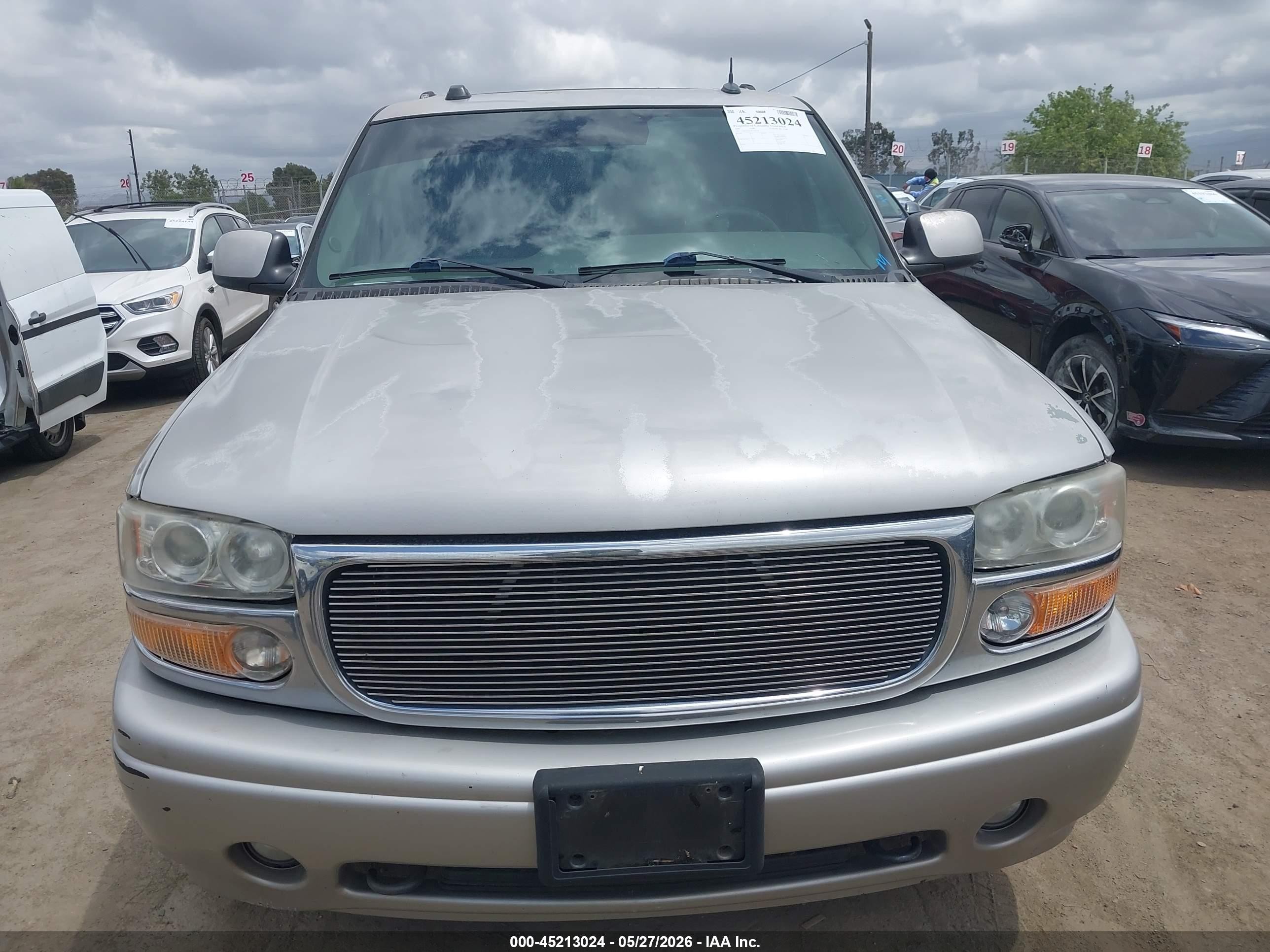 2005 Gmc Yukon Xl 1500 Denali Серый vin: 1GKFK66U85J136156