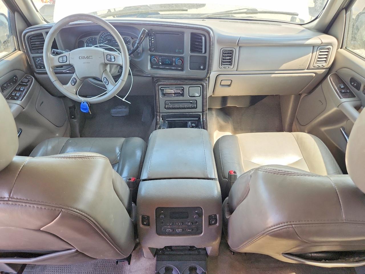 2005 Gmc Yukon Xl Denali White vin: 1GKFK66U85J235642