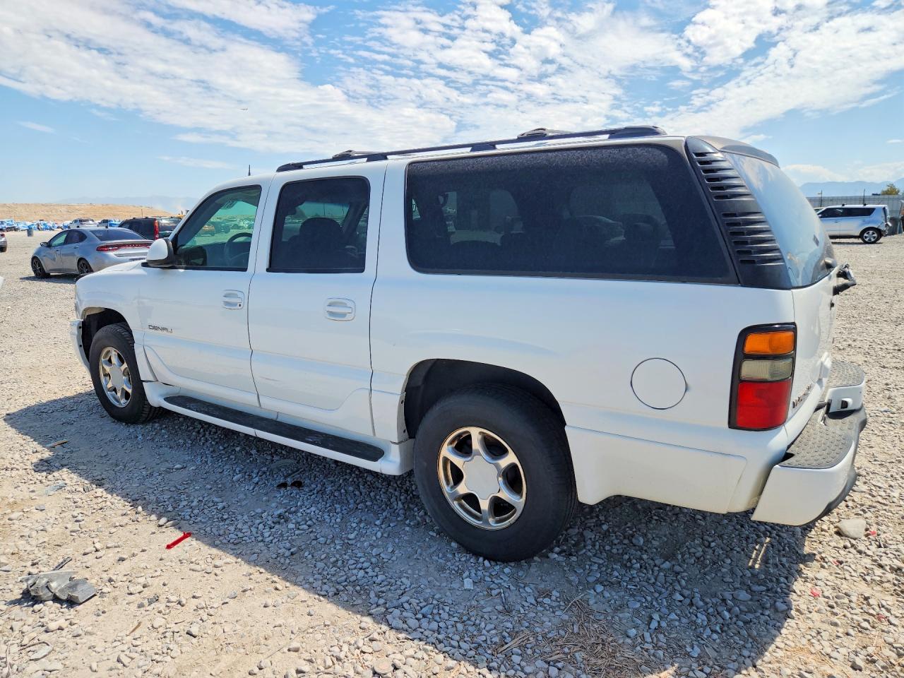 2005 Gmc Yukon Xl Denali White vin: 1GKFK66U85J235642