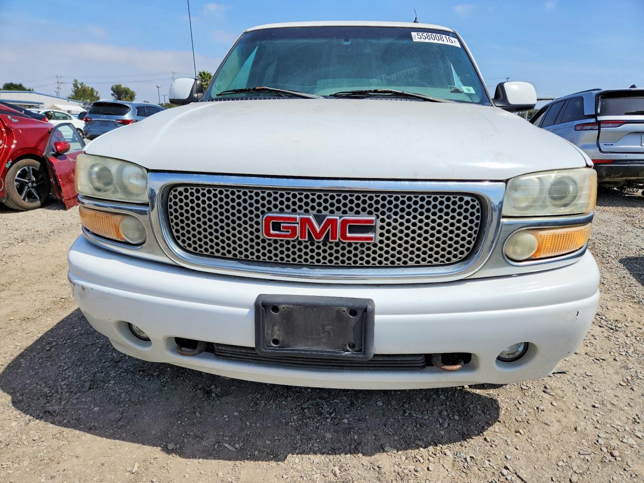 2002 Gmc Denali Xl K1500 White vin: 1GKFK66U92J253756