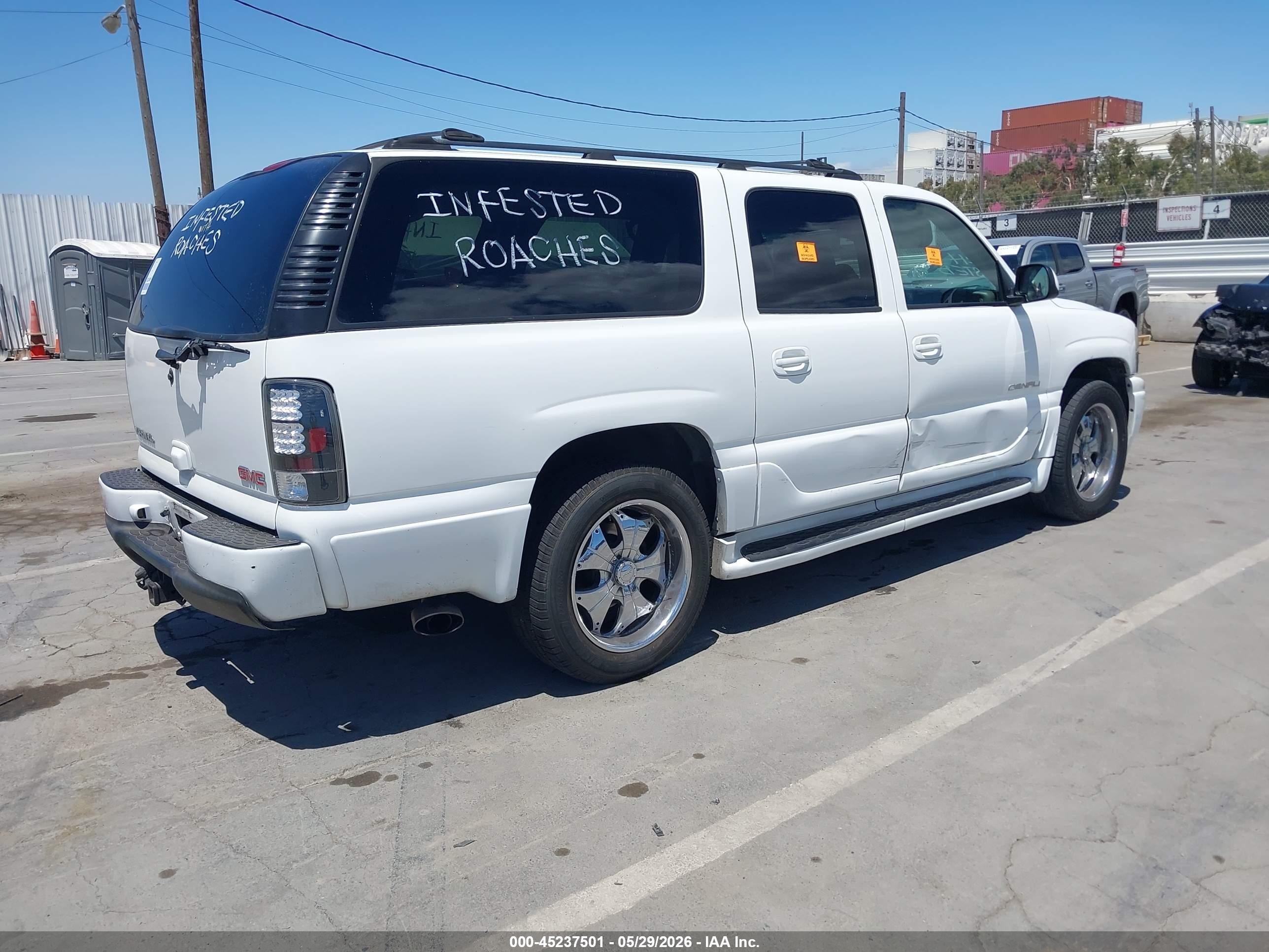 2004 Gmc Yukon Xl 1500 Denali White vin: 1GKFK66U94J298568