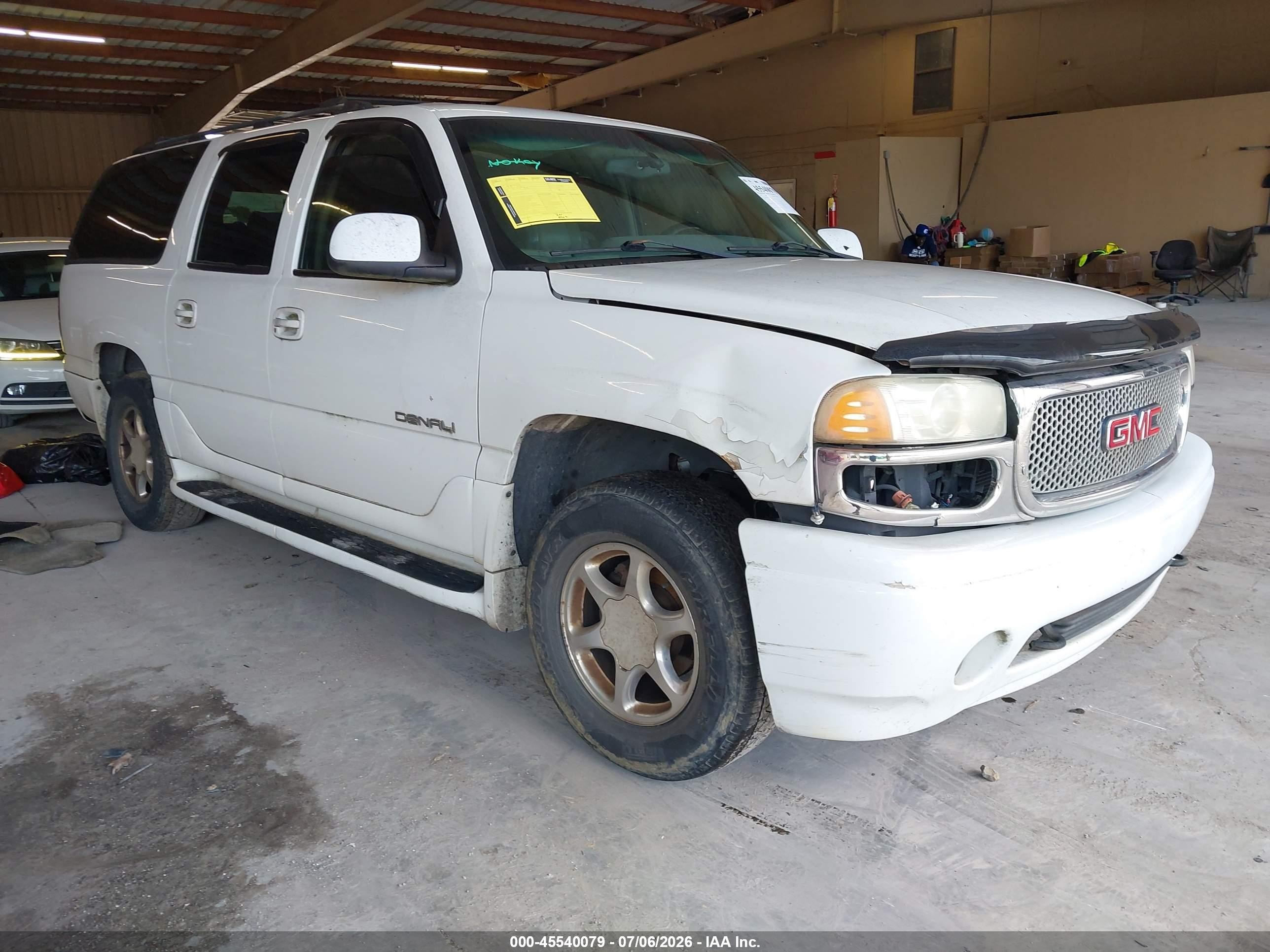 2001 Gmc Yukon Xl 1500 Denali White vin: 1GKFK66UX1J302915