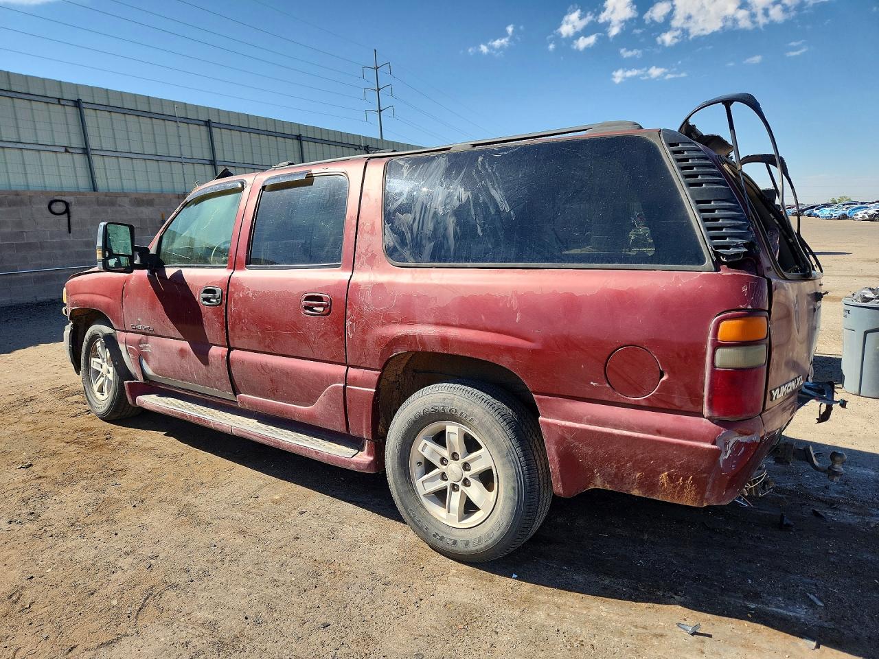 2002 Gmc Denali Xl K1500 Red vin: 1GKFK66UX2J149292