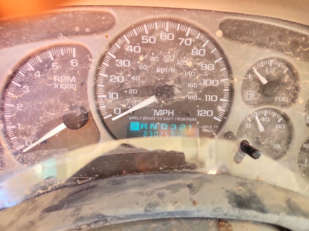 2002 Gmc Denali Xl K1500 Red vin: 1GKFK66UX2J149292
