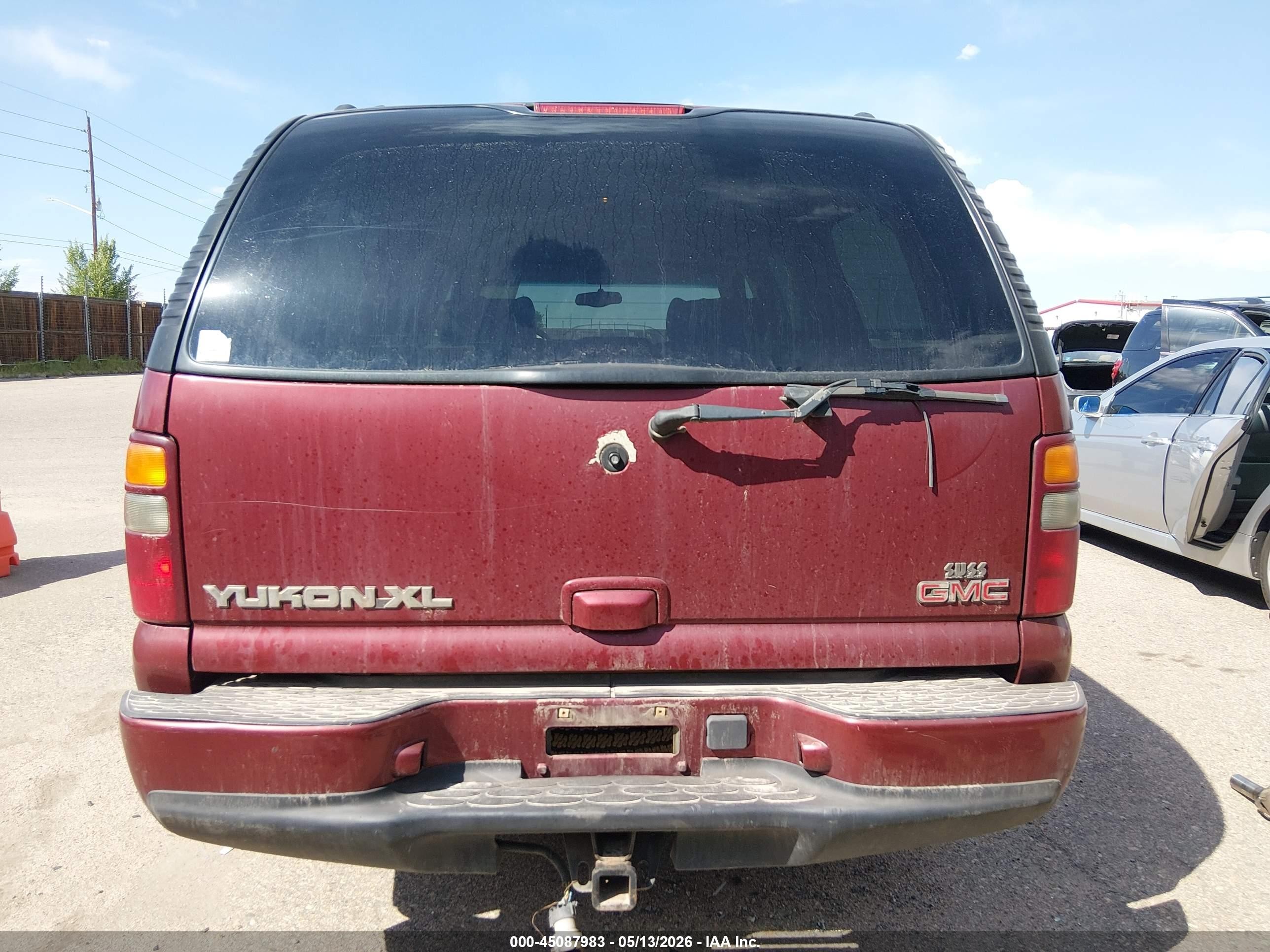 2002 Gmc Yukon Xl 1500 Denali Red vin: 1GKFK66UX2J273823