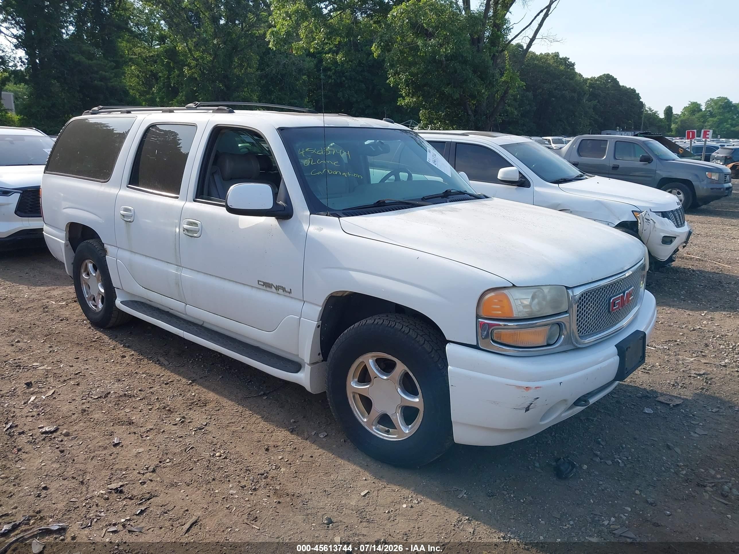 2002 Gmc Yukon Xl 1500 Denali White vin: 1GKFK66UX2J314063