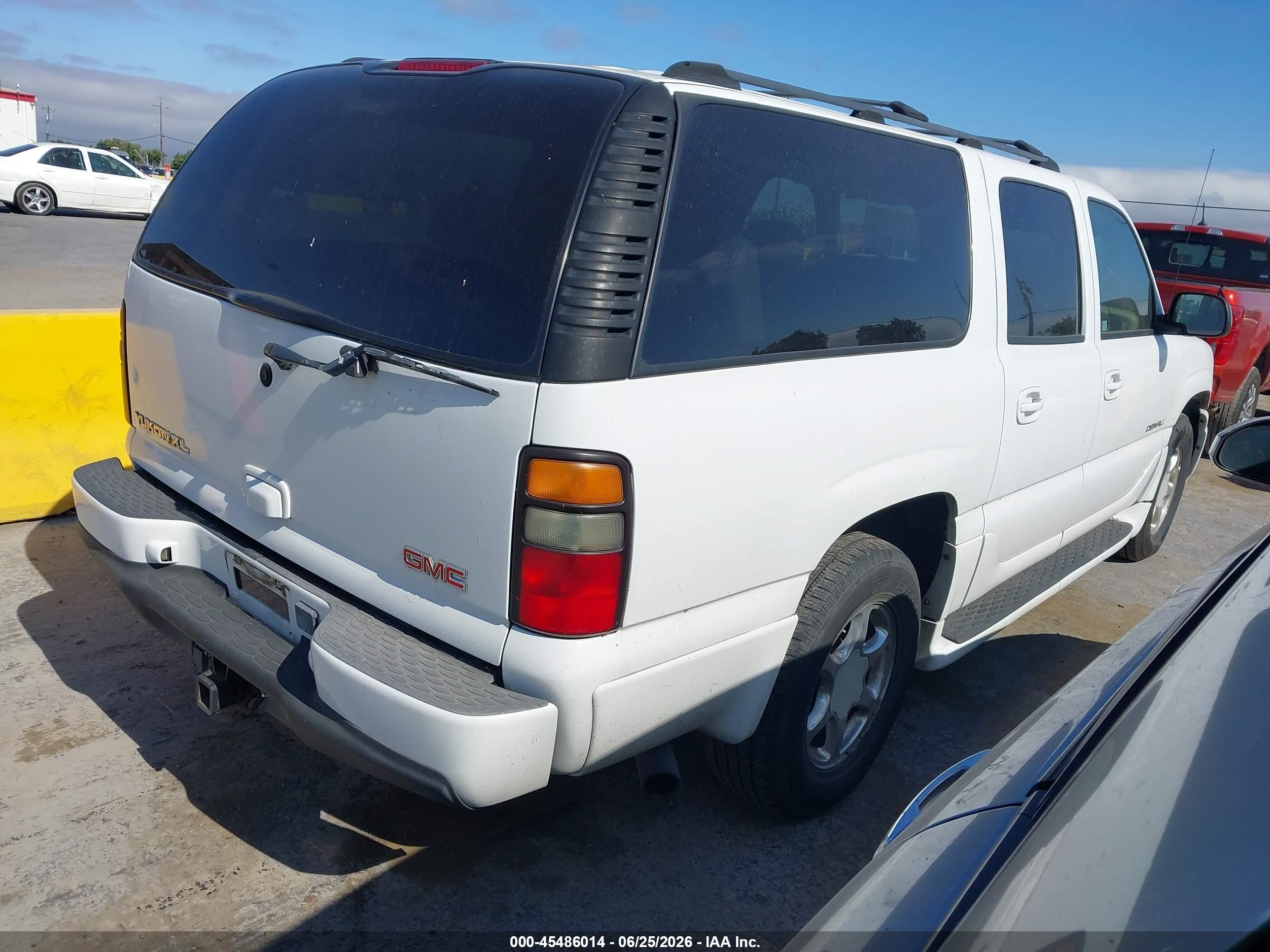 2004 Gmc Yukon Xl 1500 Denali White vin: 1GKFK66UX4J283058