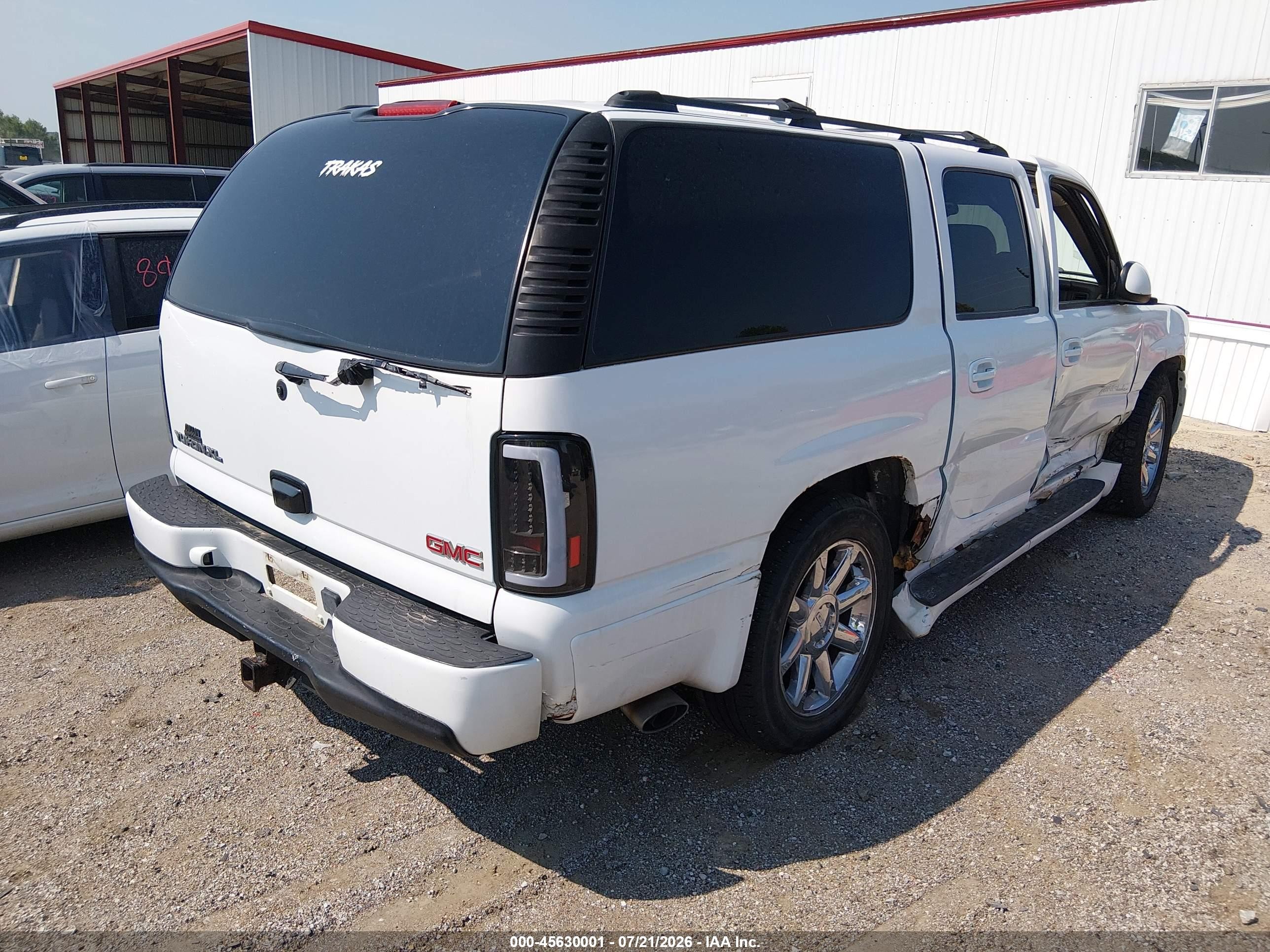 2004 Gmc Yukon Xl 1500 Denali White vin: 1GKFK66UX4J319928