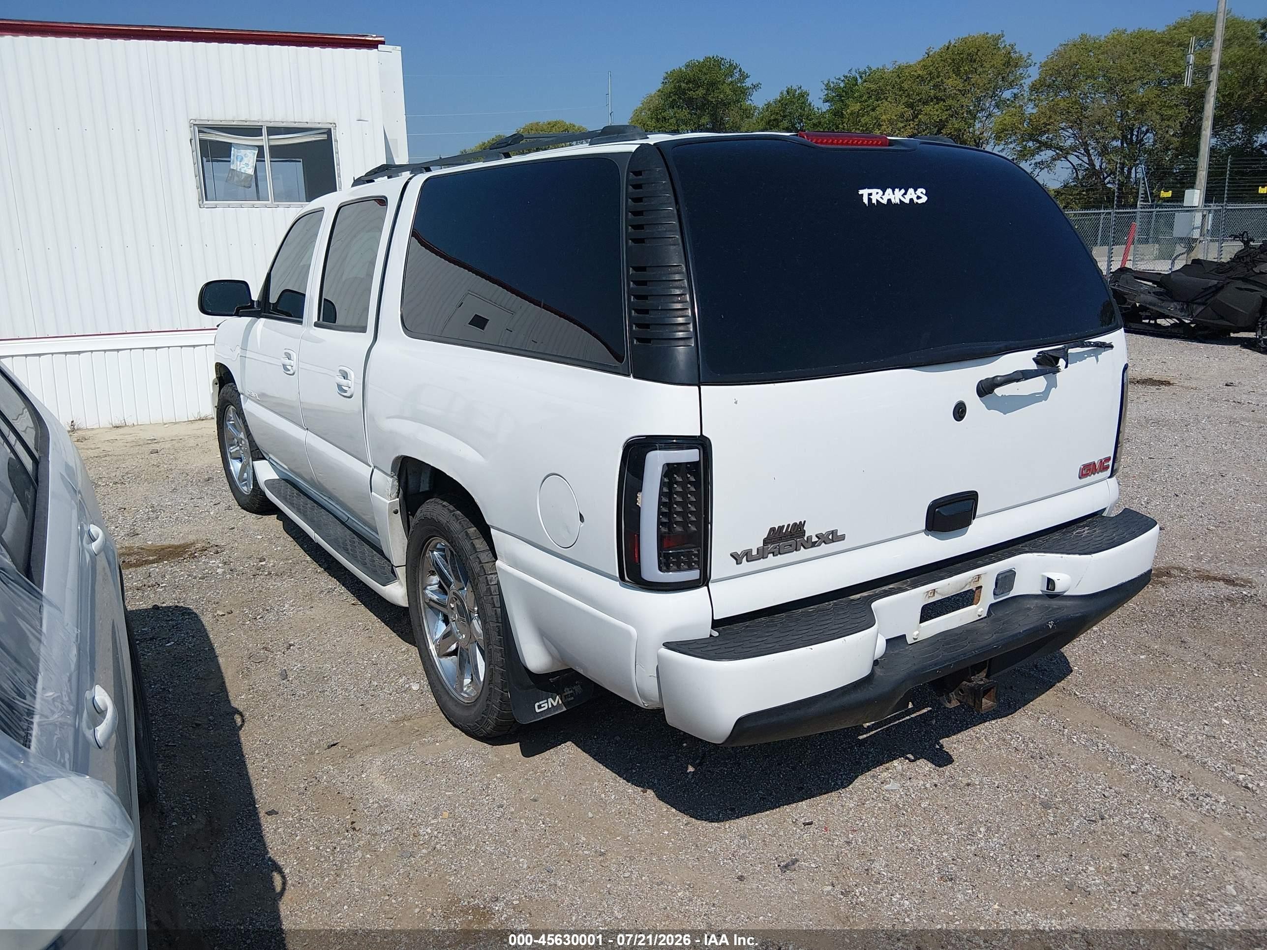 2004 Gmc Yukon Xl 1500 Denali White vin: 1GKFK66UX4J319928