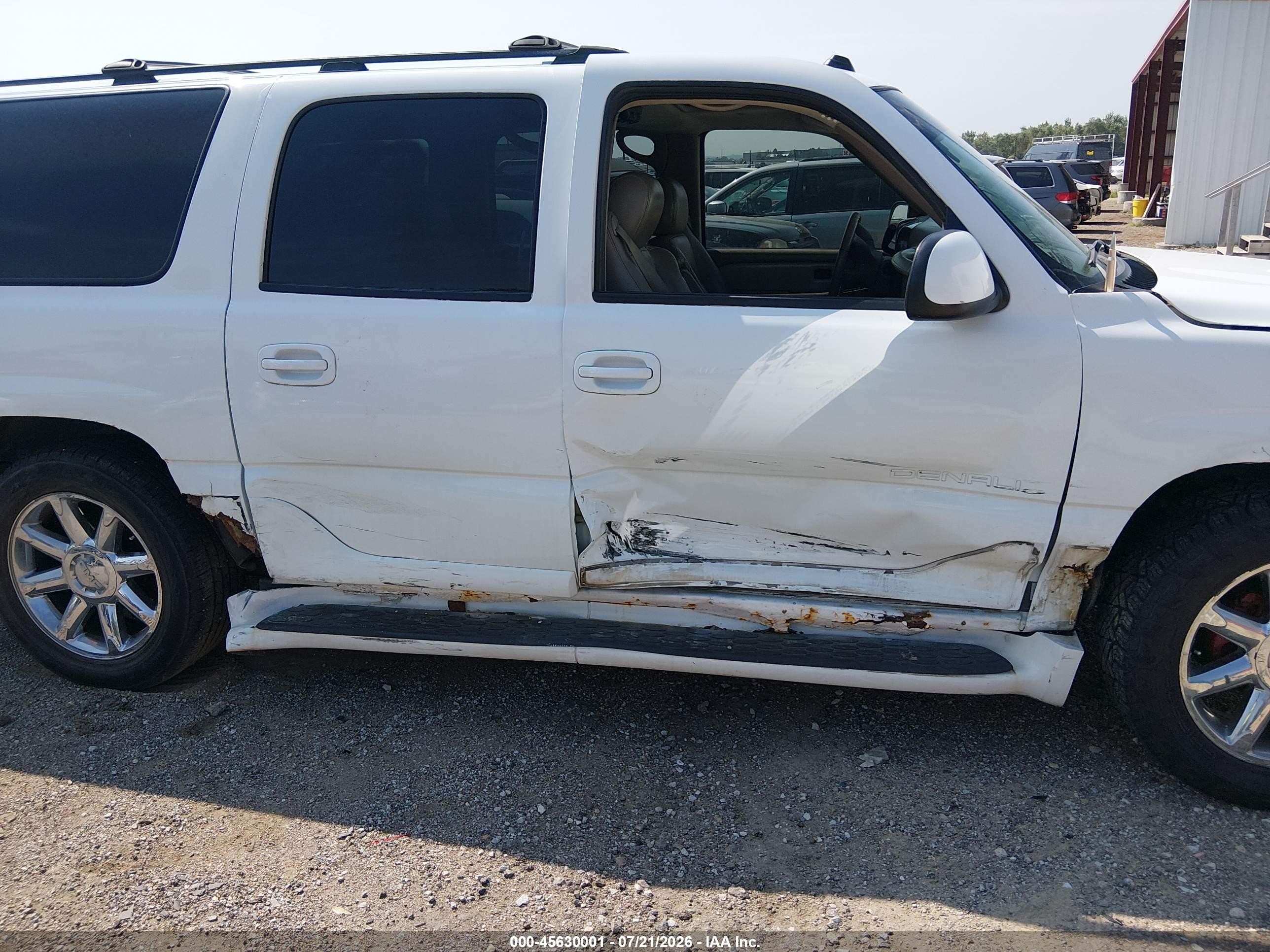 2004 Gmc Yukon Xl 1500 Denali White vin: 1GKFK66UX4J319928