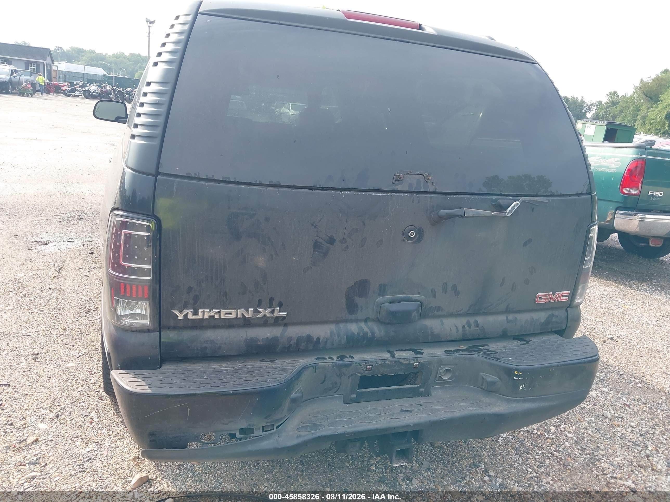 2005 Gmc Yukon Xl 1500 Denali Black vin: 1GKFK66UX5J225131