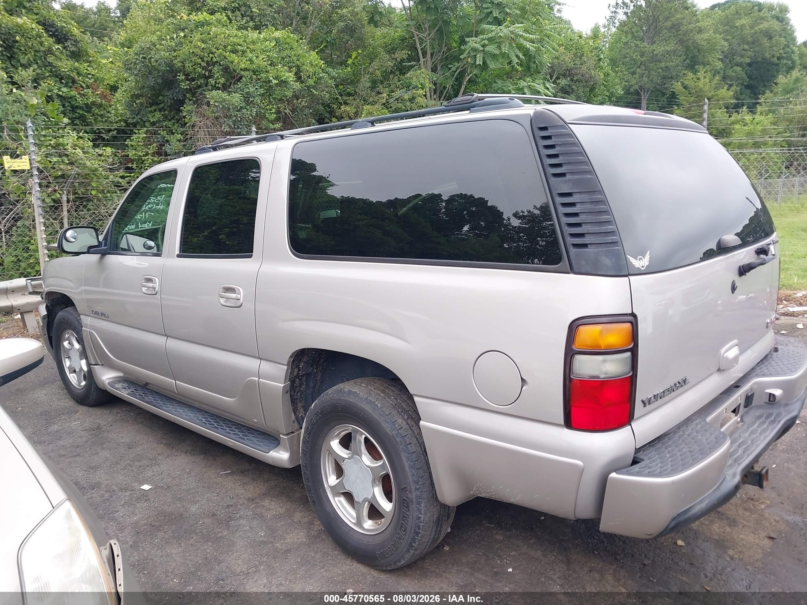 2006 Gmc Yukon Xl 1500 Denali Silver vin: 1GKFK66UX6J116623