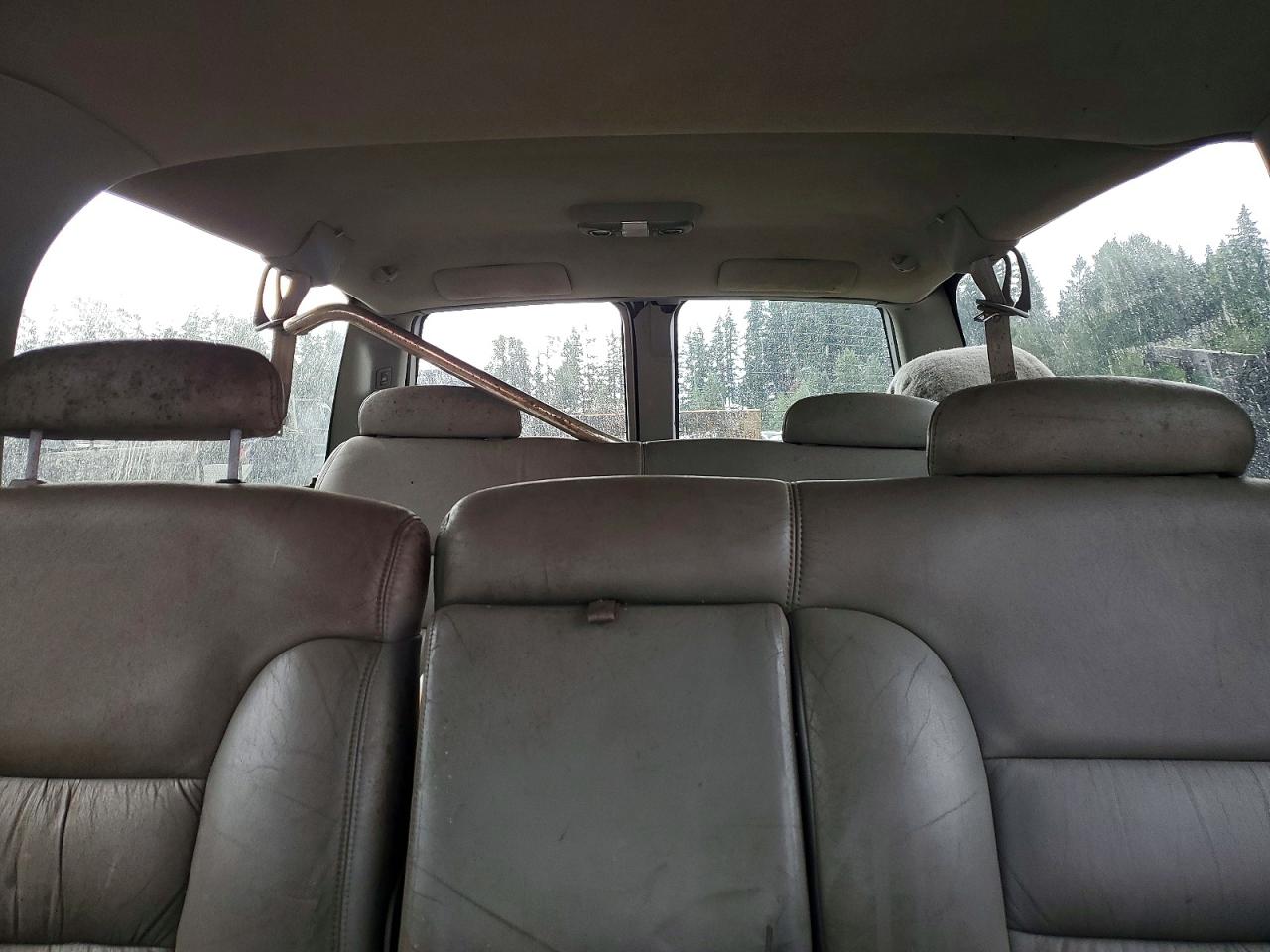 1999 Gmc Suburban K2500 Beige vin: 1GKGK26J2XJ771900