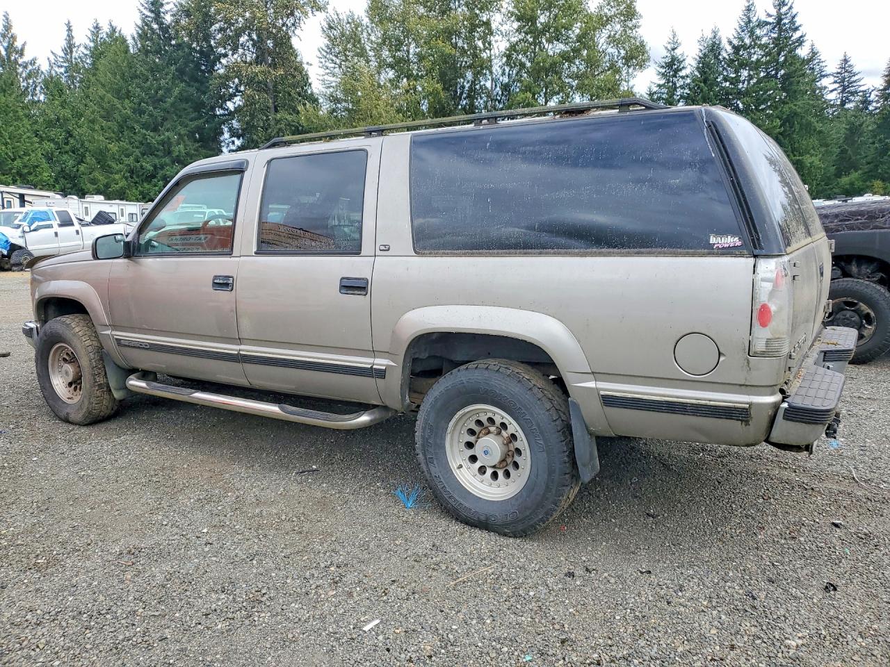 1999 Gmc Suburban K2500 Beige vin: 1GKGK26J2XJ771900
