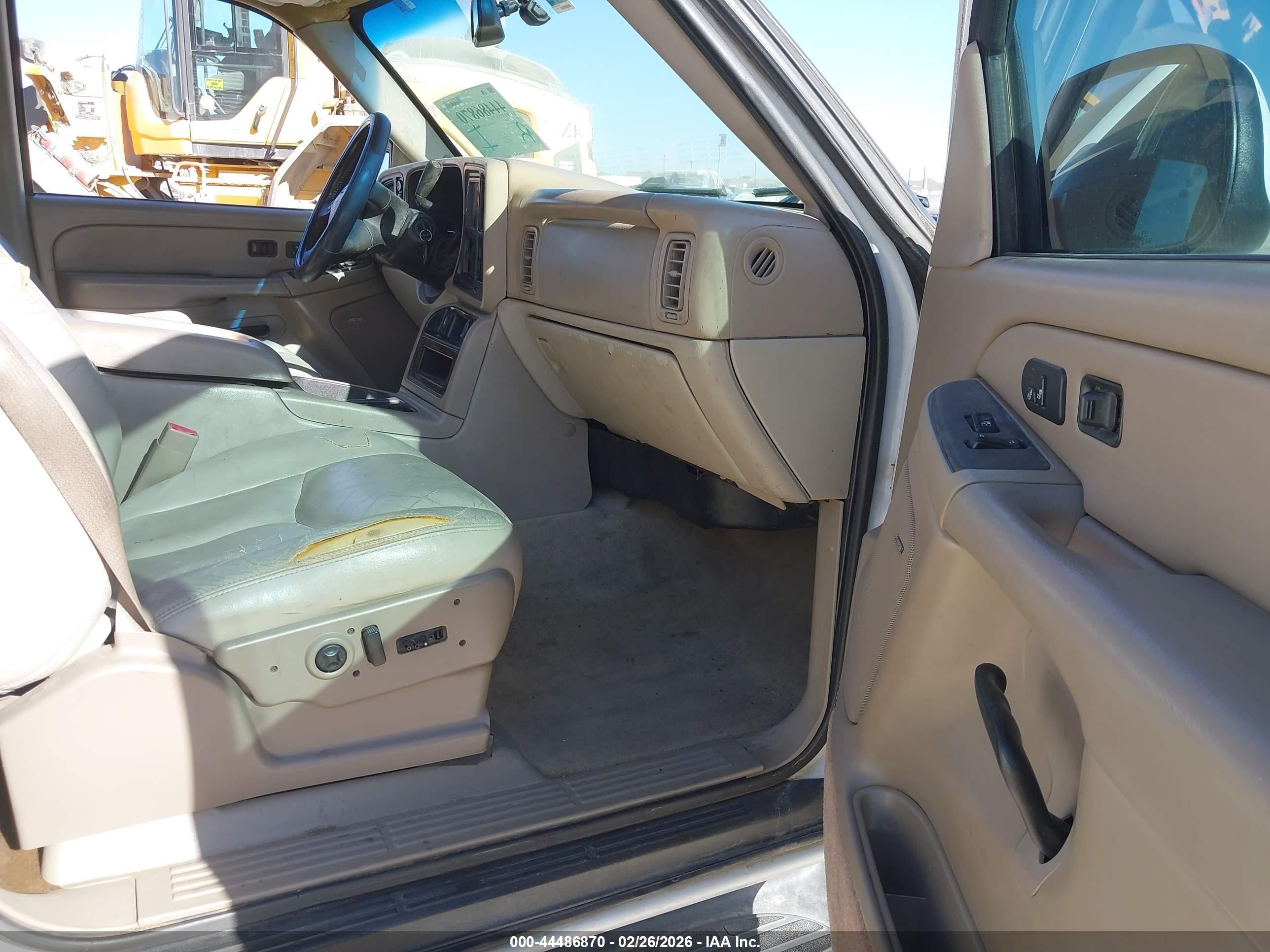 2004 Gmc Yukon Xl 2500 Slt White vin: 1GKGK26U24R220809