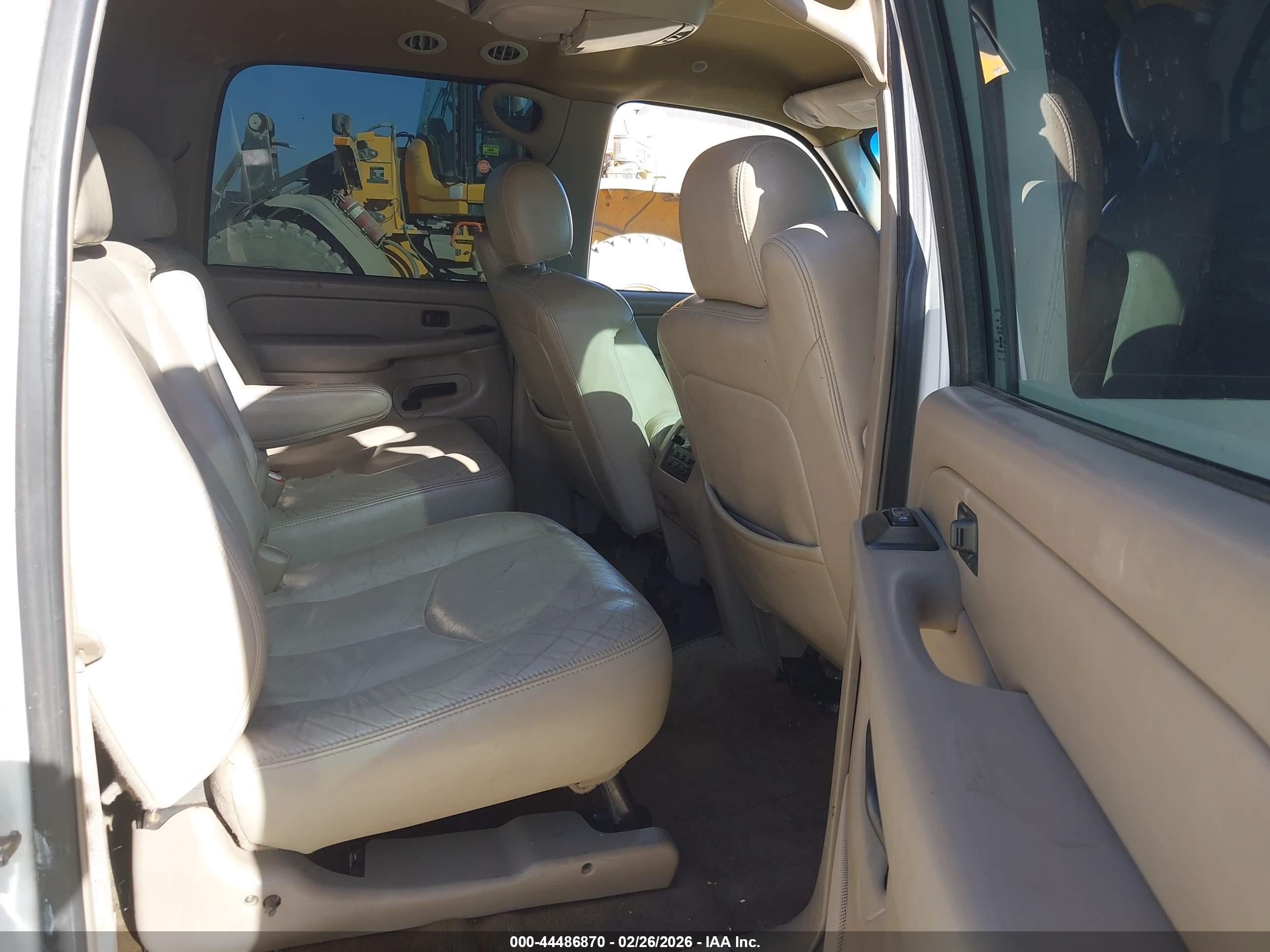 2004 Gmc Yukon Xl 2500 Slt White vin: 1GKGK26U24R220809