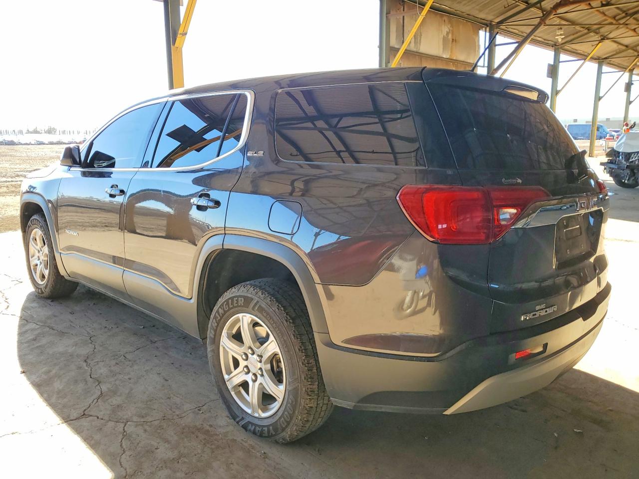 2018 Gmc Acadia Sle Gray vin: 1GKKNKLA2JZ110642