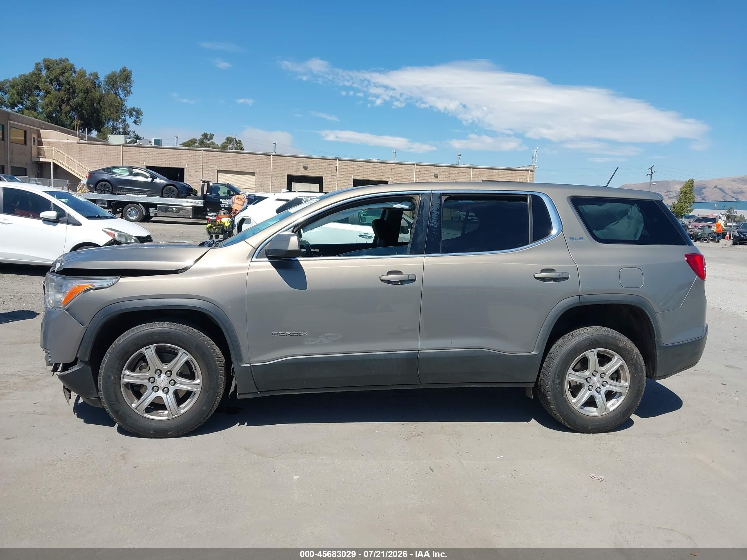 2019 Gmc Acadia Sle-1 Золотой vin: 1GKKNKLA3KZ204398
