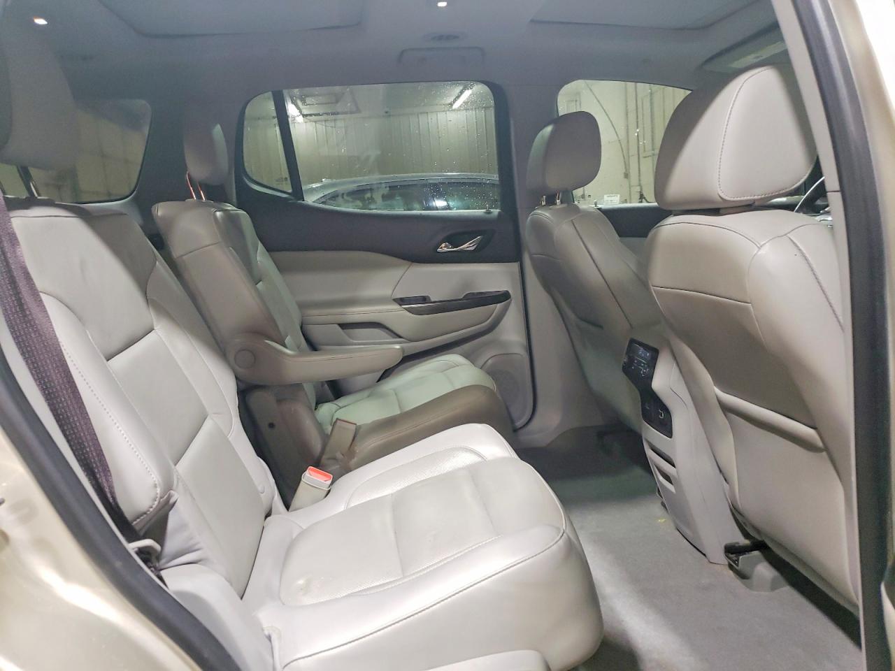 2017 Gmc Acadia Slt-2 Cream vin: 1GKKNNLS2HZ139949