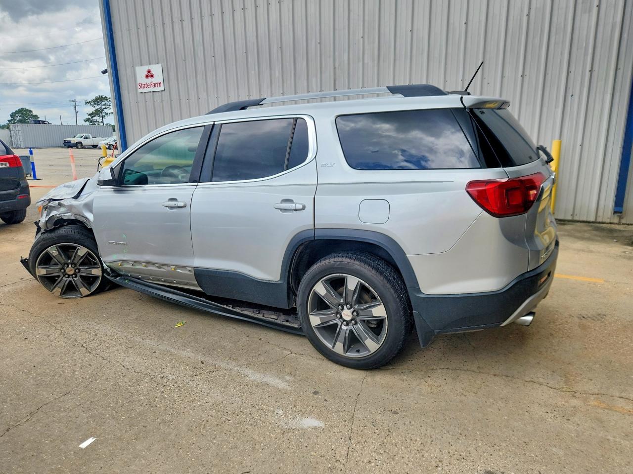 2017 Gmc Acadia Slt-2 Silver vin: 1GKKNNLS3HZ275135