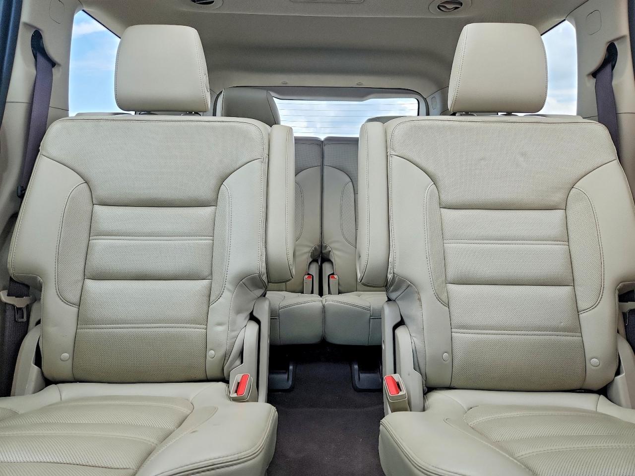 2018 Gmc Acadia Denali White vin: 1GKKNPLS1JZ150040