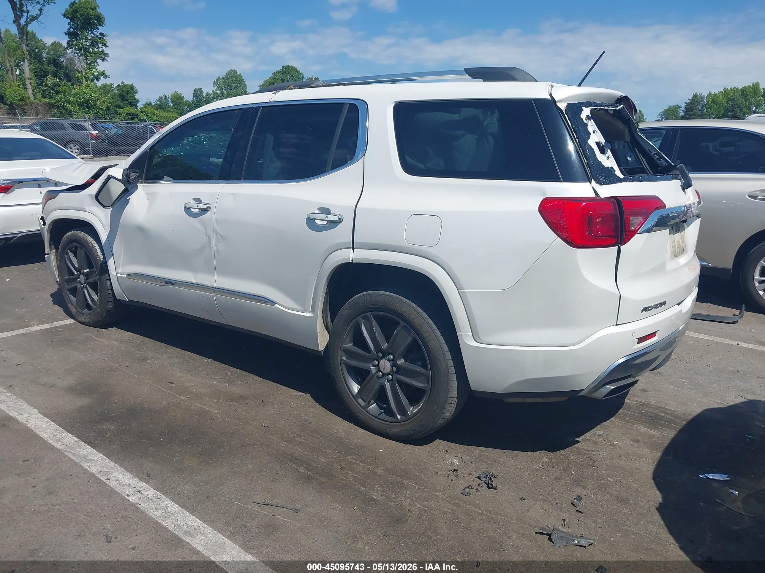 2017 Gmc Acadia Denali White vin: 1GKKNPLS2HZ264204