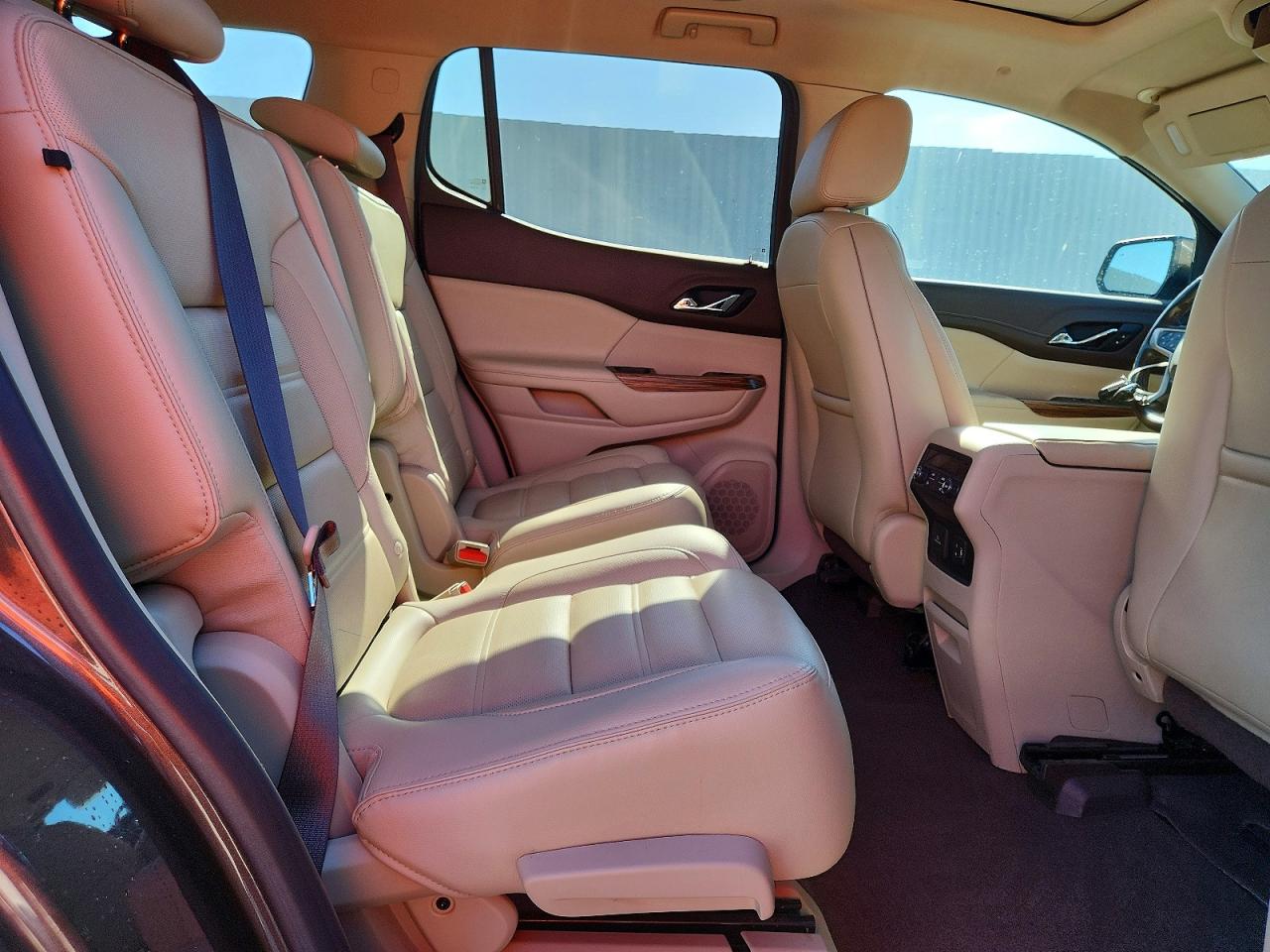 2019 Gmc Acadia Denali Brown vin: 1GKKNPLS2KZ223322