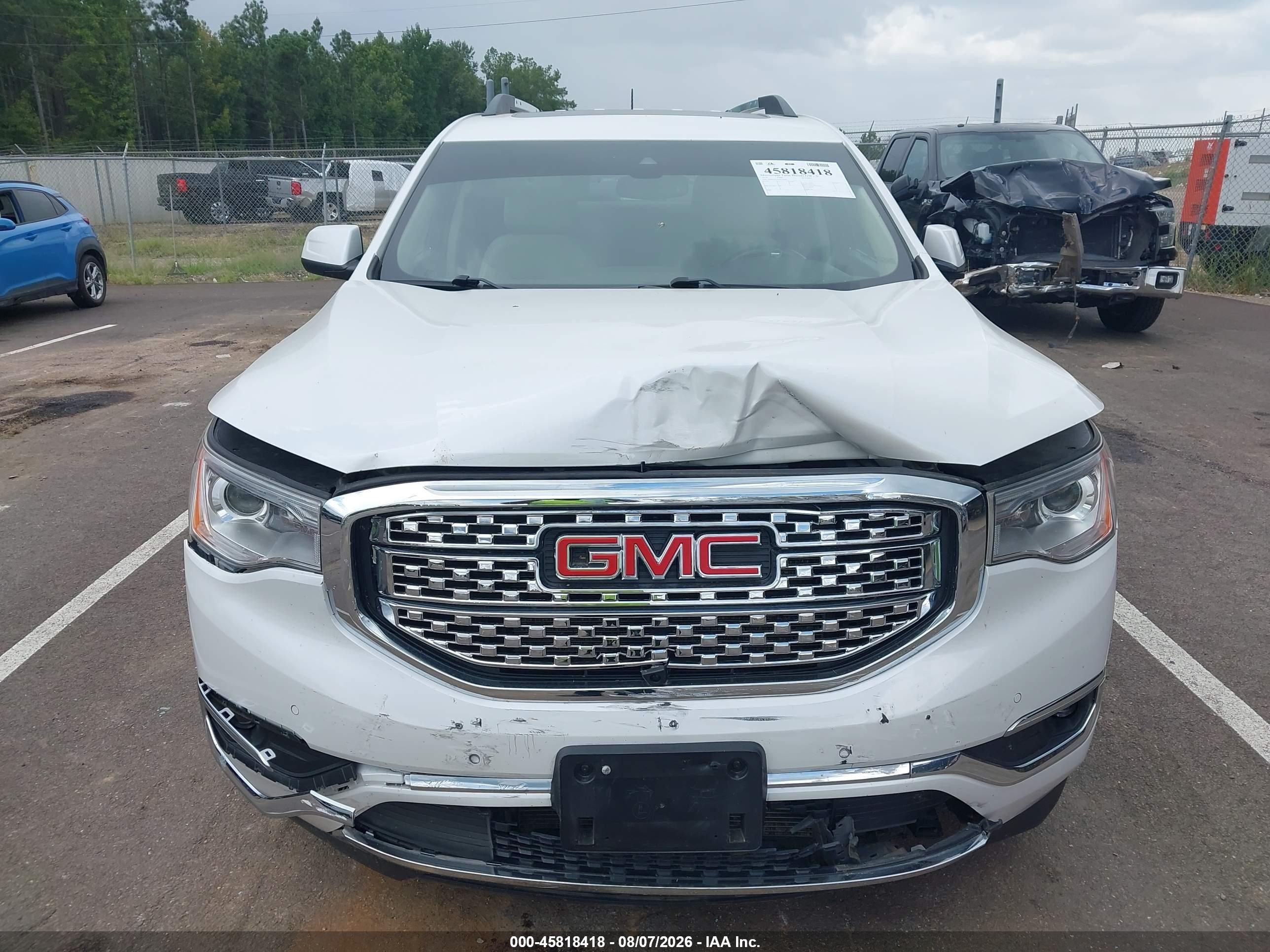 2018 Gmc Acadia Denali White vin: 1GKKNPLS3JZ161606