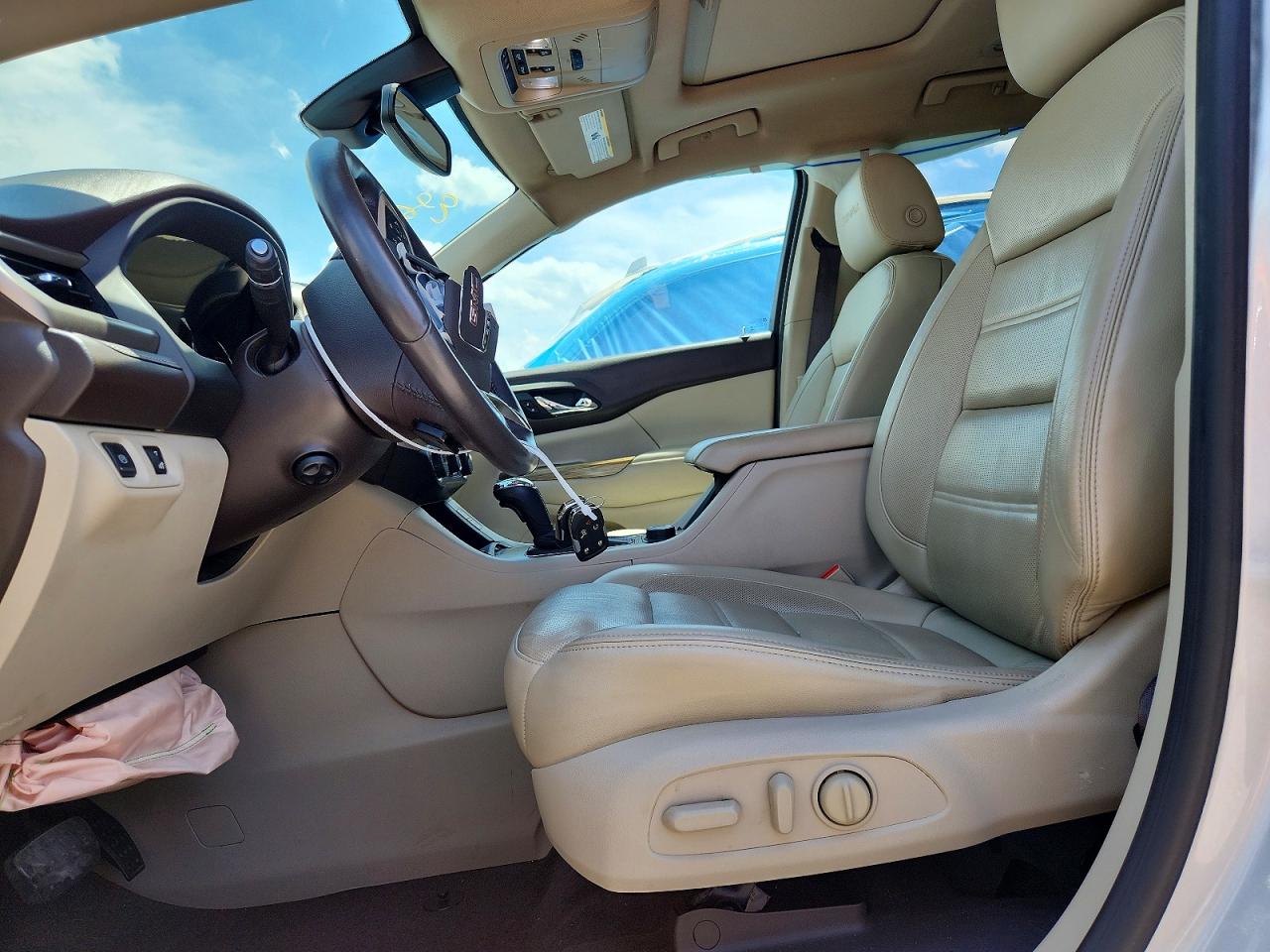 2017 Gmc Acadia Denali Silver vin: 1GKKNPLS6HZ198045