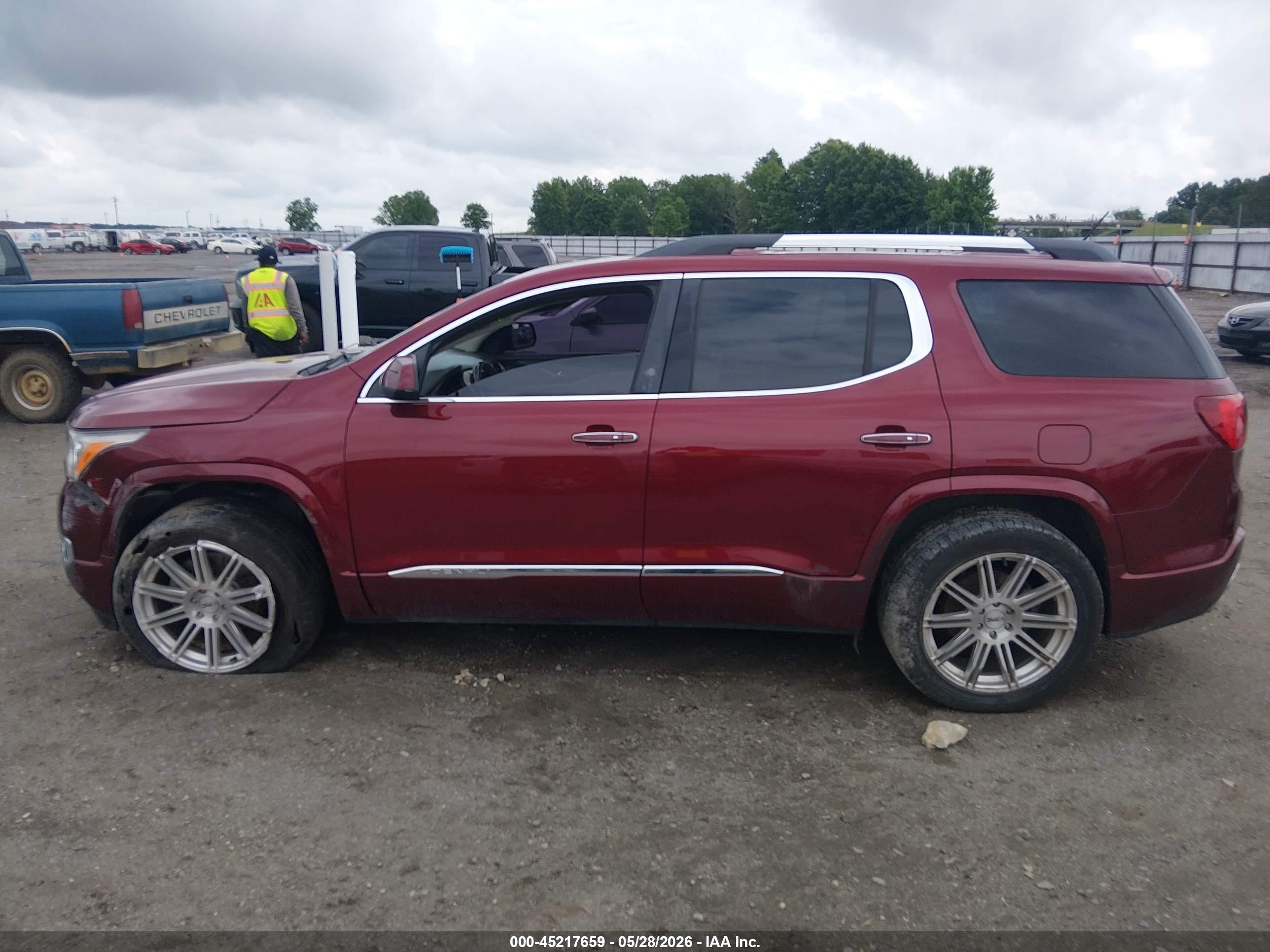 2017 Gmc Acadia Denali Красный vin: 1GKKNPLS8HZ240487