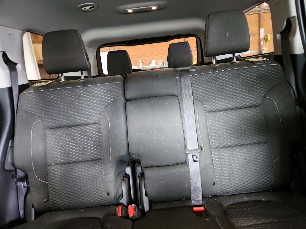 2017 Gmc Acadia Sle Silver vin: 1GKKNSLS7HZ311410