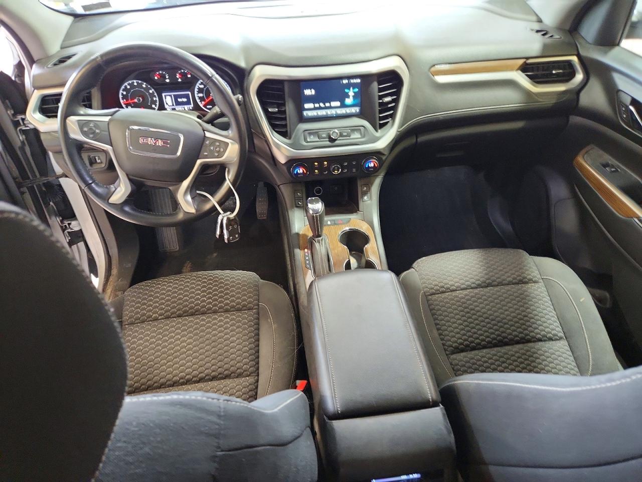 2017 Gmc Acadia Sle Silver vin: 1GKKNSLS7HZ311410