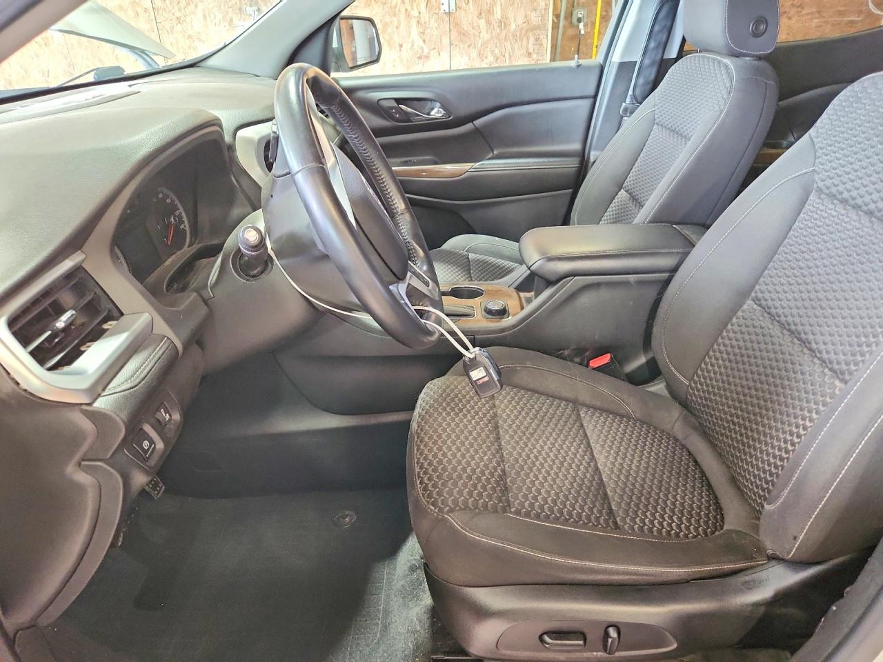 2017 Gmc Acadia Sle Silver vin: 1GKKNSLS7HZ311410