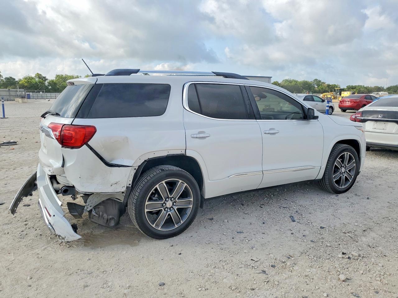 2019 Gmc Acadia Denali White vin: 1GKKNXLS0KZ161306