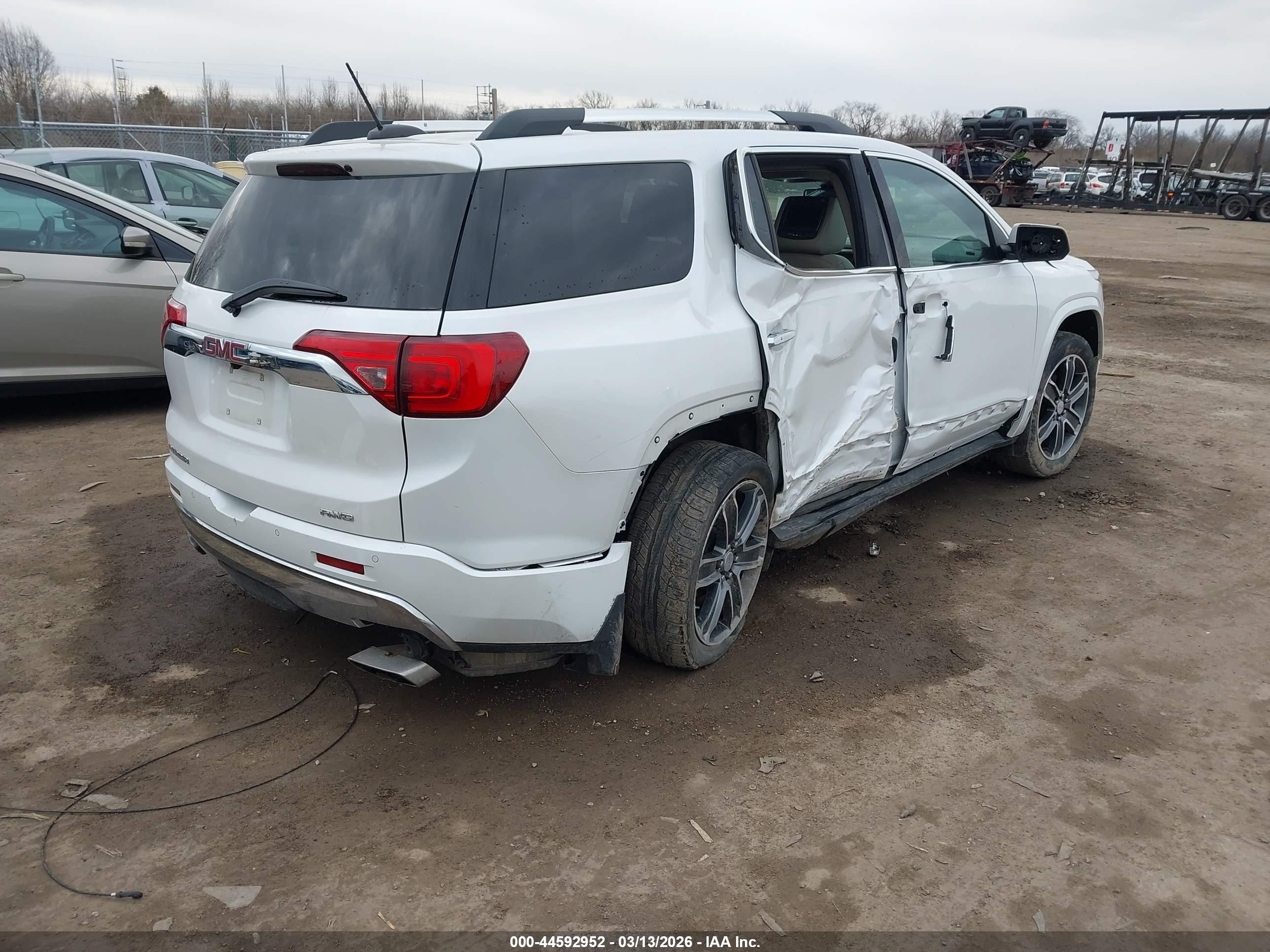 2018 Gmc Acadia Denali White vin: 1GKKNXLS1JZ166951