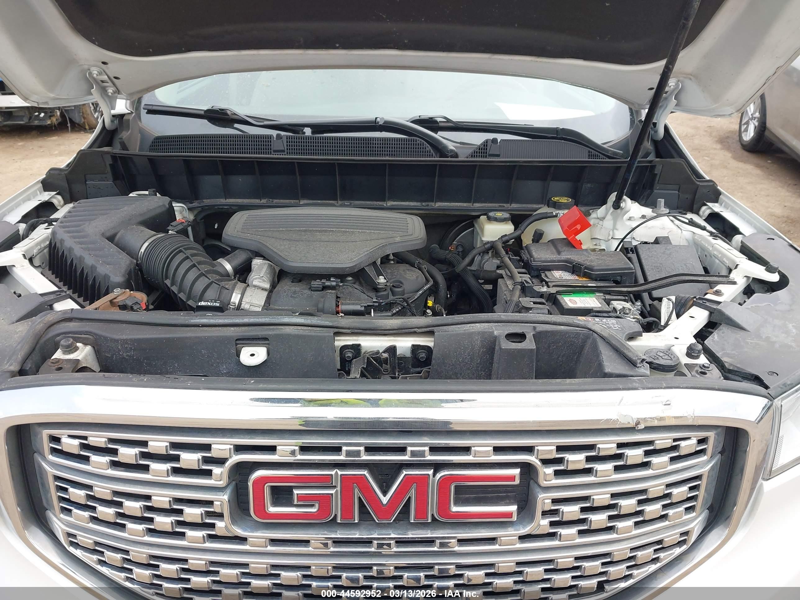 2018 Gmc Acadia Denali White vin: 1GKKNXLS1JZ166951