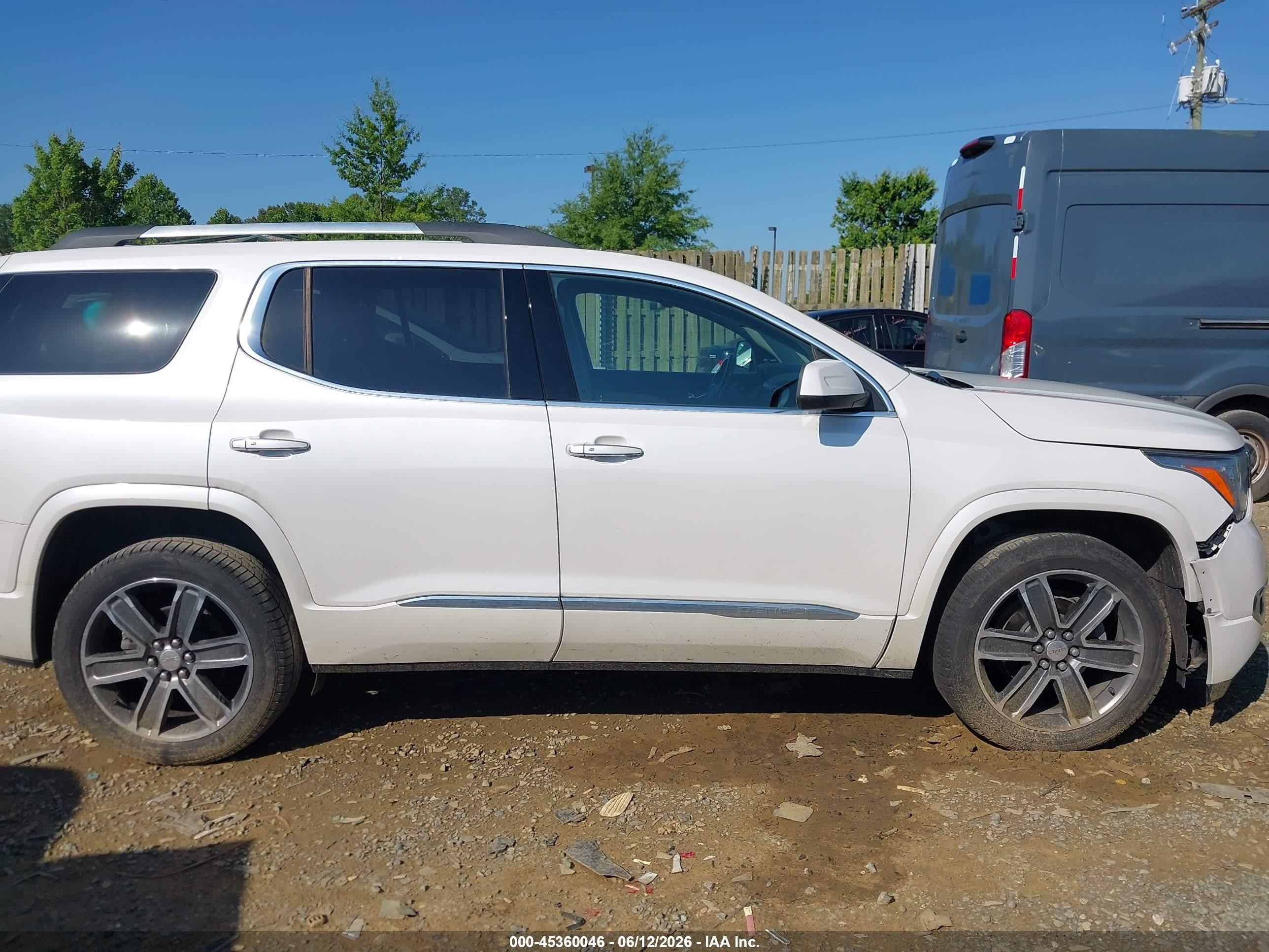 2017 Gmc Acadia Denali Белый vin: 1GKKNXLS2HZ150915