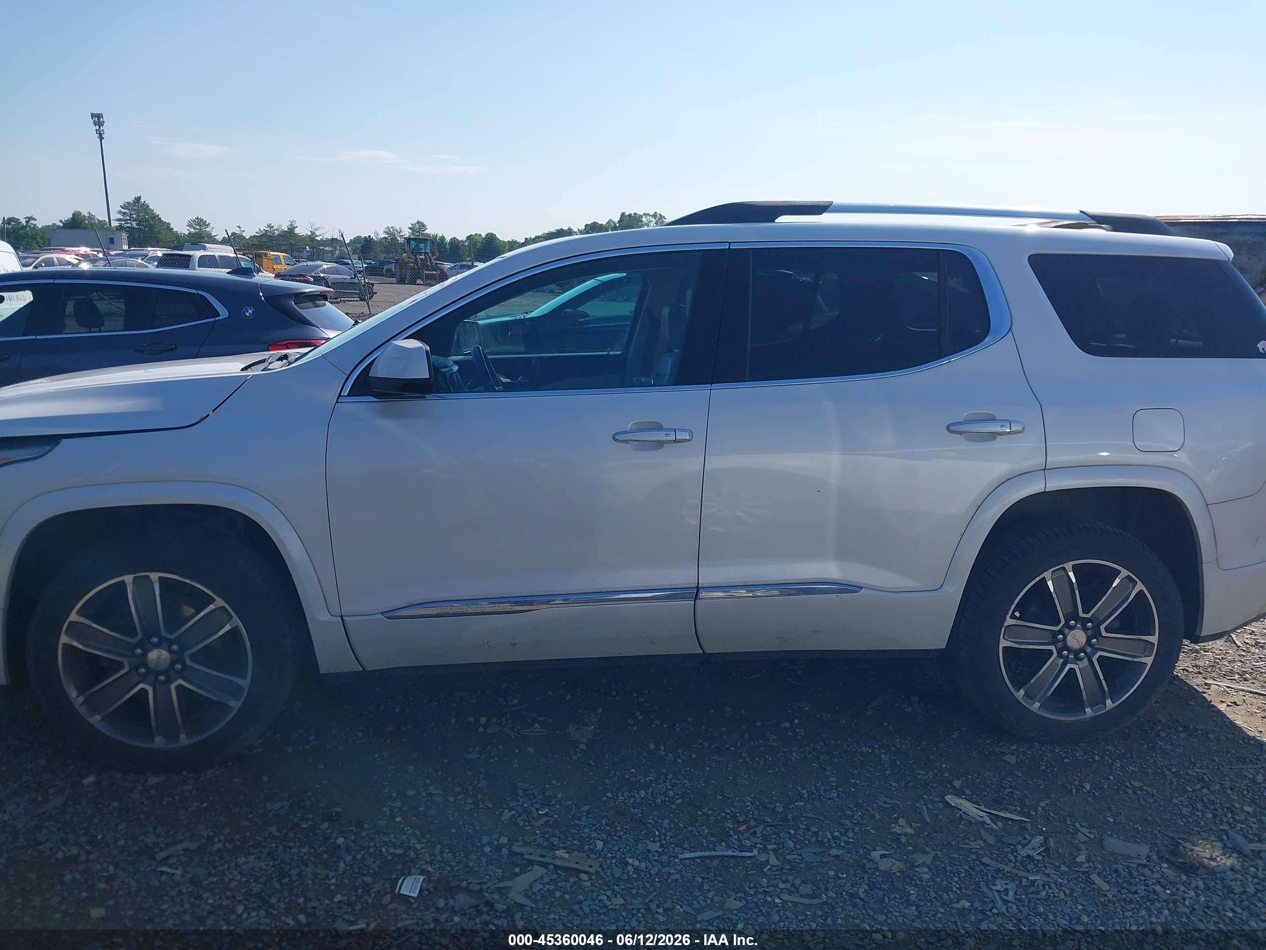 2017 Gmc Acadia Denali Белый vin: 1GKKNXLS2HZ150915