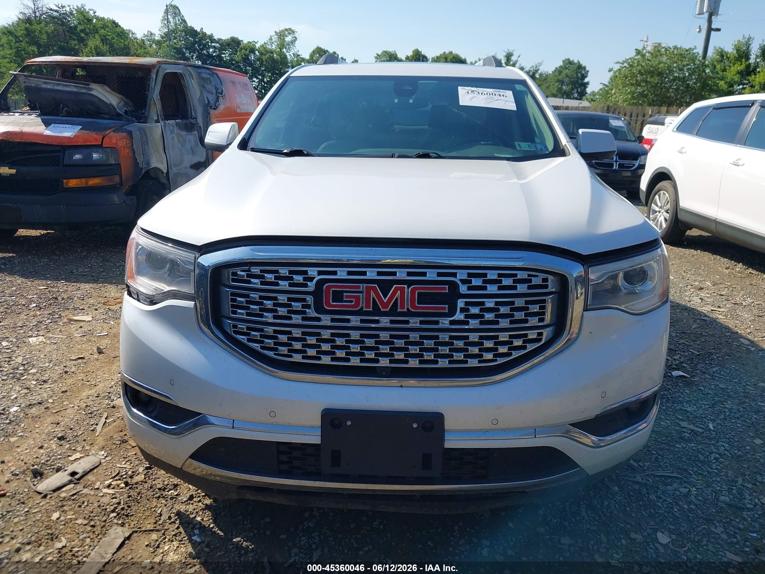 2017 Gmc Acadia Denali Белый vin: 1GKKNXLS2HZ150915