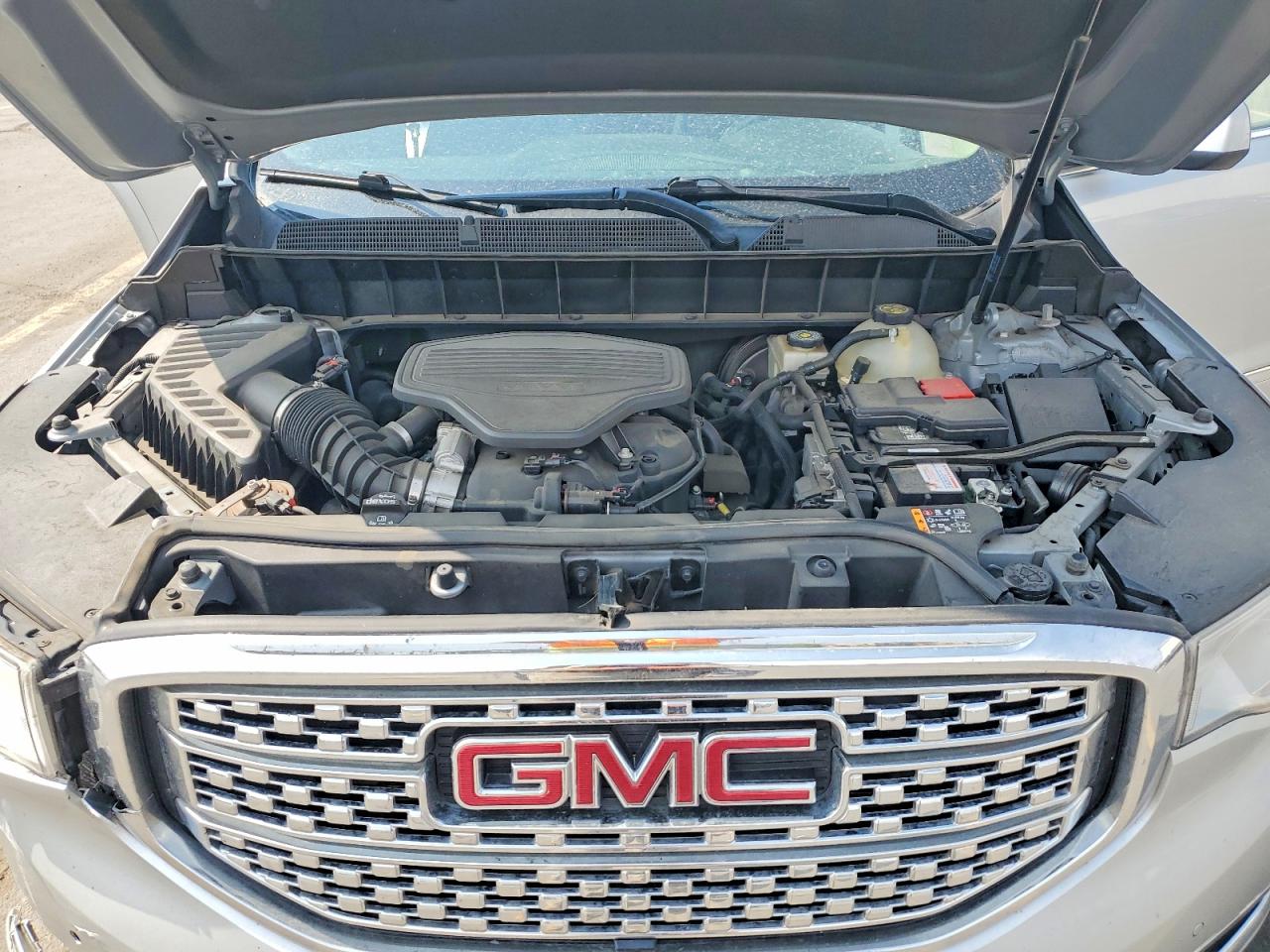 2017 Gmc Acadia Denali Silver vin: 1GKKNXLS2HZ265501