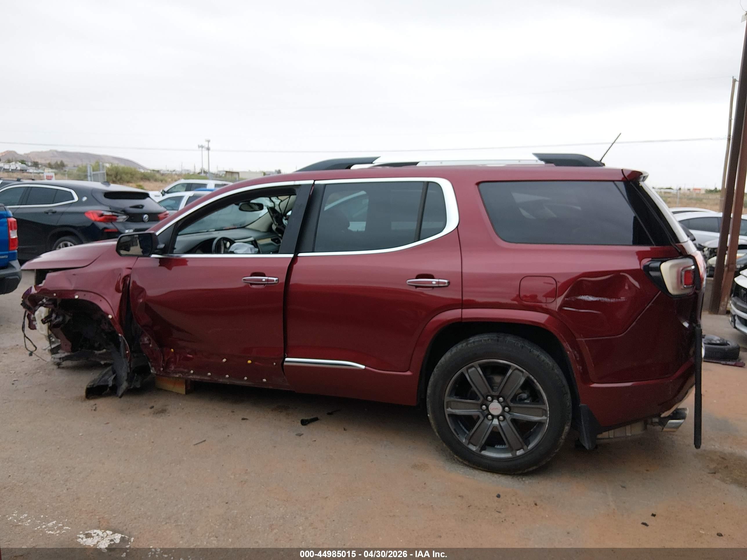2017 Gmc Acadia Denali Red vin: 1GKKNXLS2HZ266020