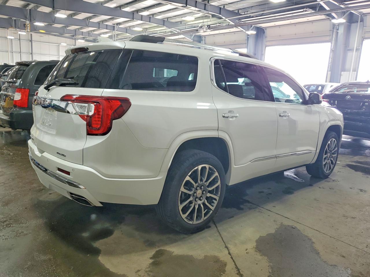 2020 Gmc Acadia Denali White vin: 1GKKNXLS3LZ195726