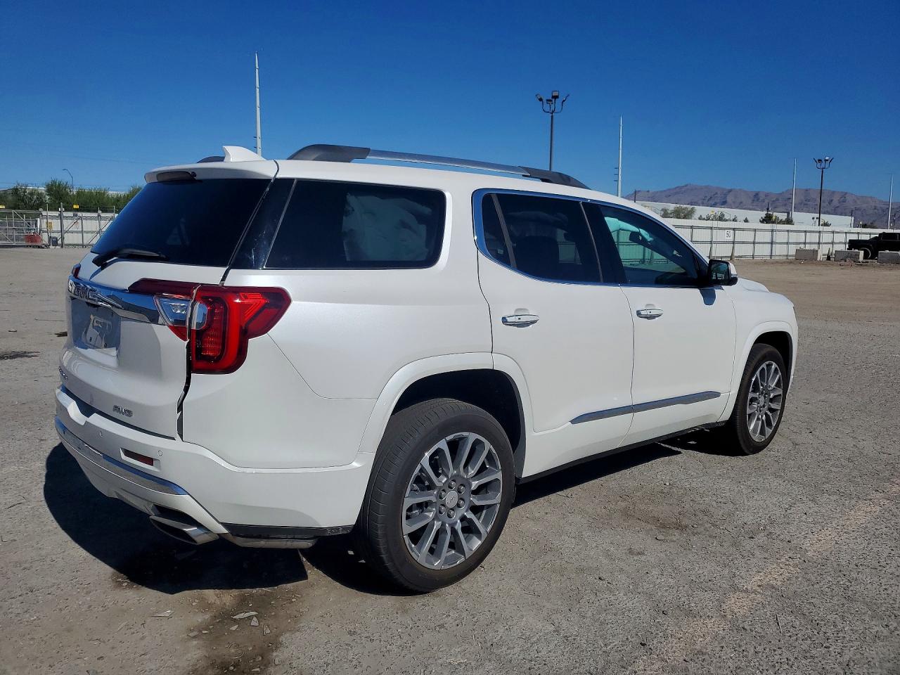 2023 Gmc Acadia Denali White vin: 1GKKNXLS3PZ258426