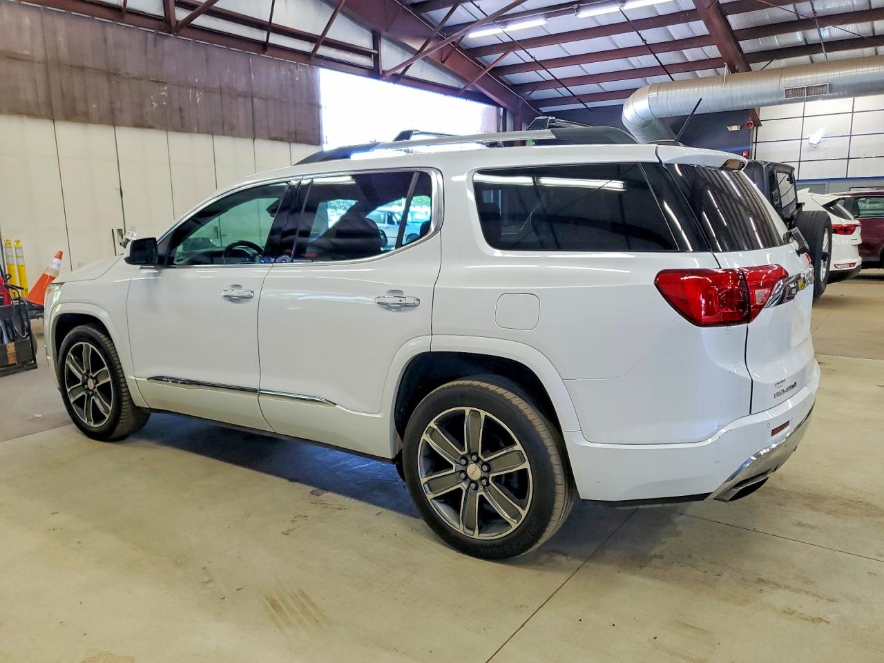 2017 Gmc Acadia Denali White vin: 1GKKNXLS6HZ239824