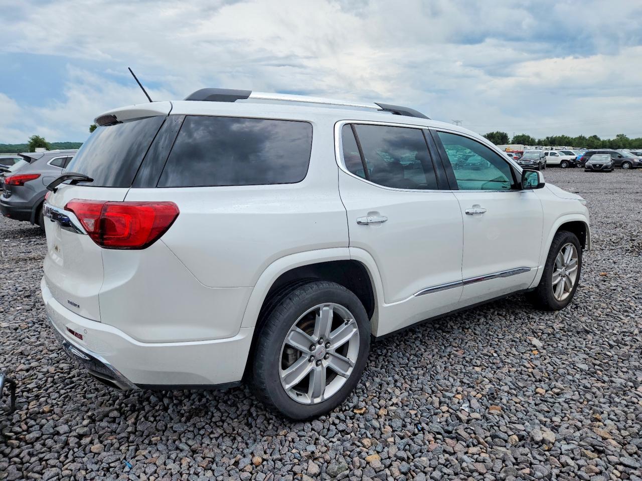 2017 Gmc Acadia Denali White vin: 1GKKNXLS6HZ297111