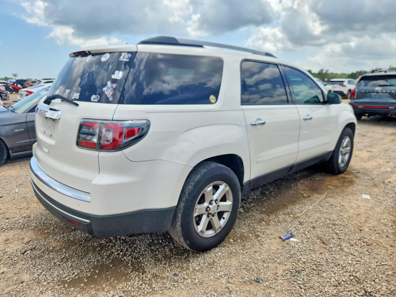 2014 Gmc Acadia Sle White vin: 1GKKRNED0EJ196499