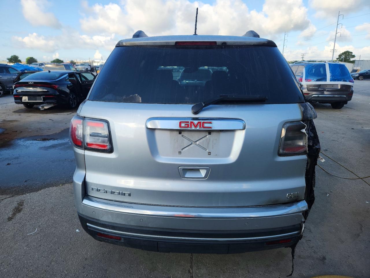 2014 Gmc Acadia Sle Silver vin: 1GKKRNED1EJ360116