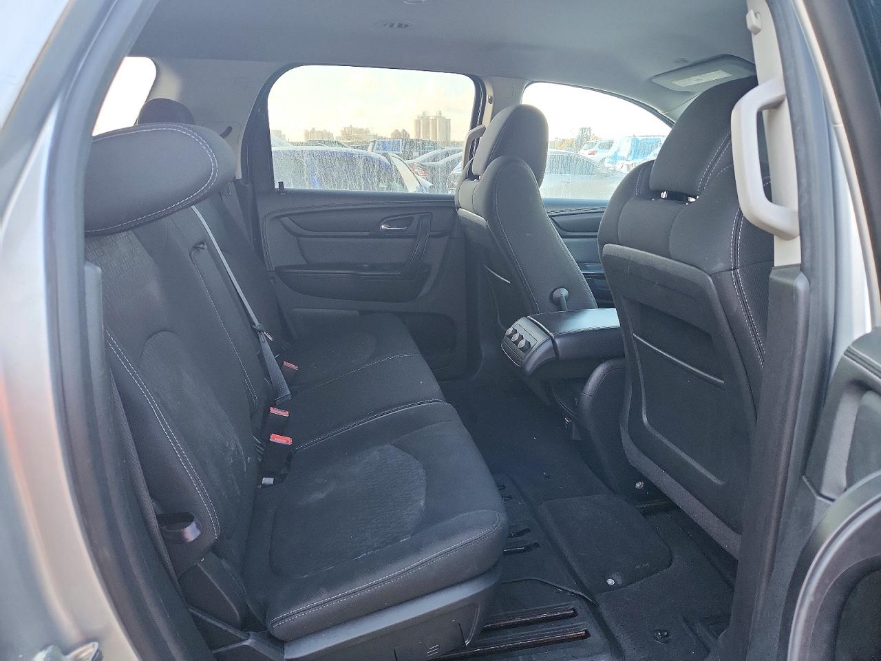 2014 Gmc Acadia Sle Silver vin: 1GKKRNED1EJ360116